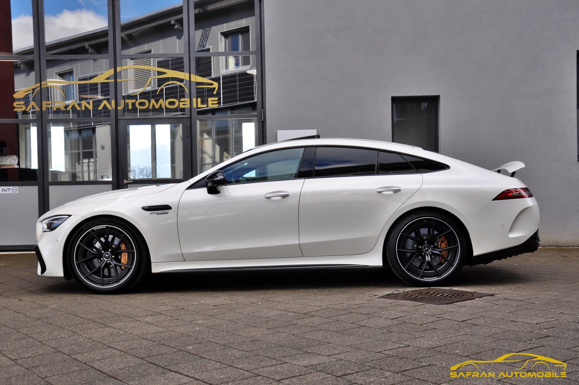 MERCEDES-BENZ AMG GT 4 63 S 4Matic+ E Performance MCT-image-3