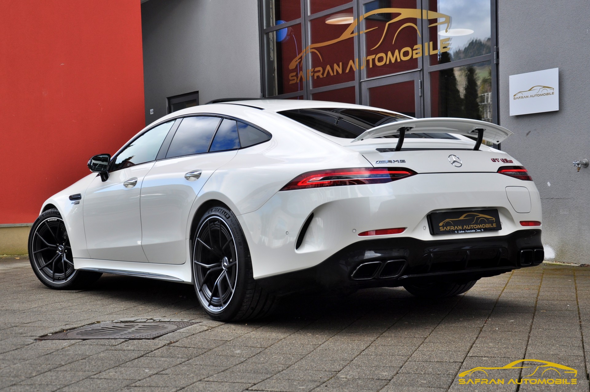 MERCEDES-BENZ AMG GT 4 63 S 4Matic+ E Performance MCT-image-4