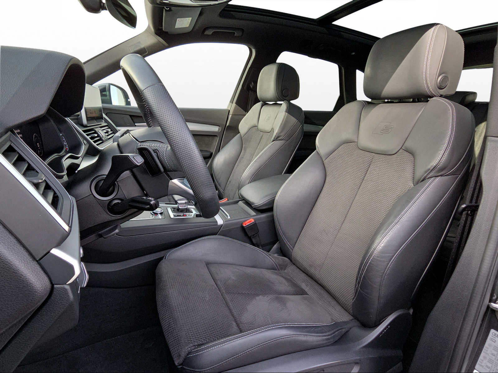 AUDI Q5 55 TFSI e sport quattro-image-7