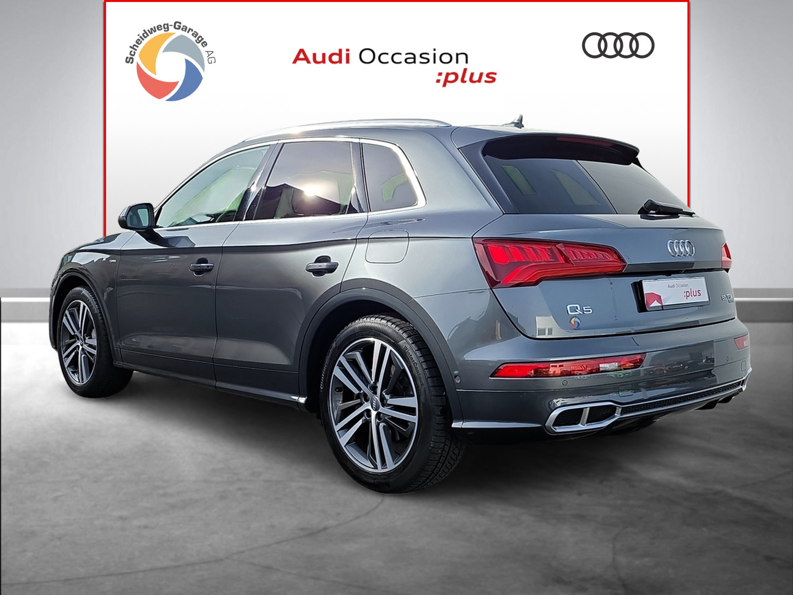 AUDI Q5 55 TFSI e sport quattro-image-12