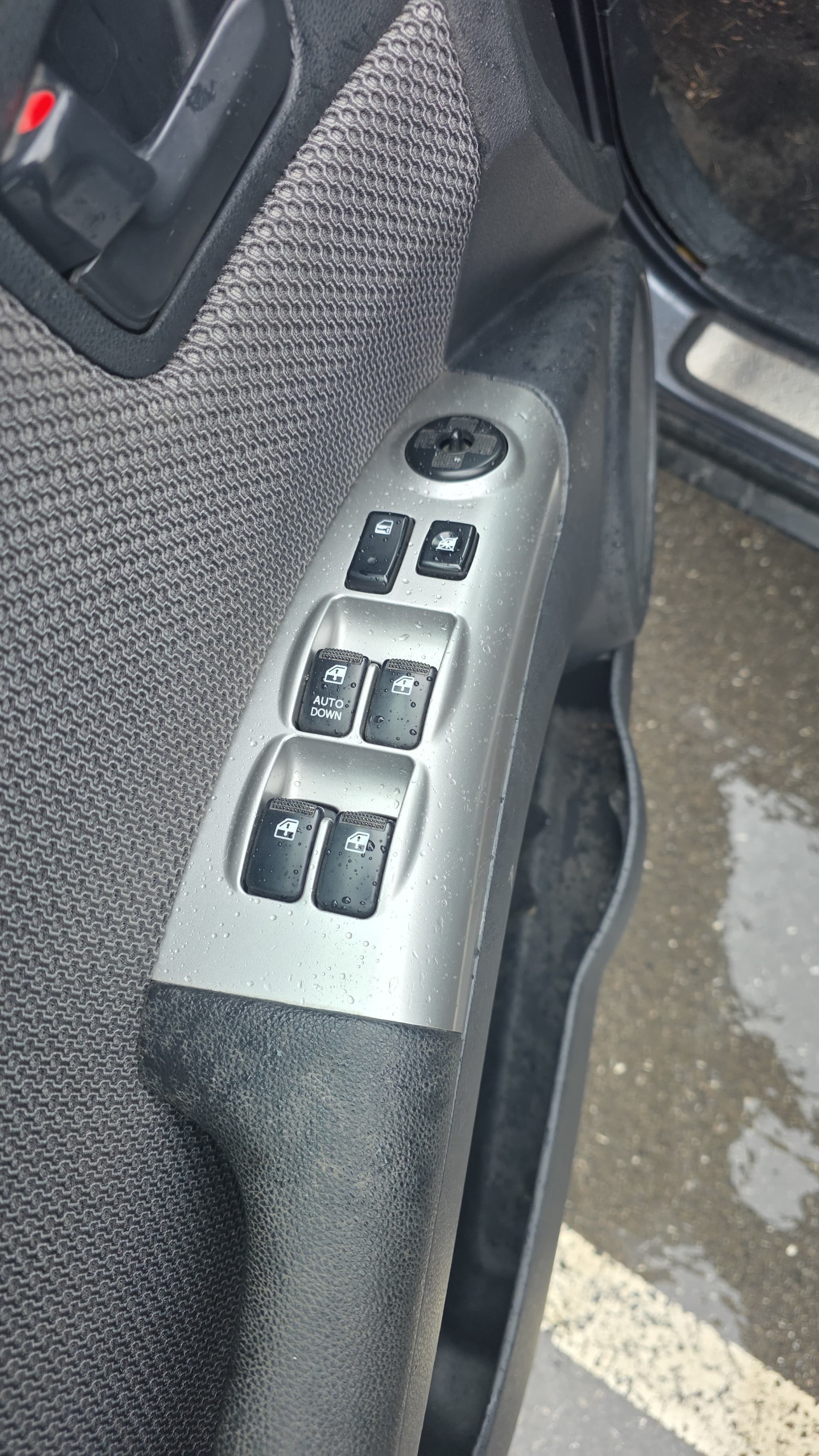 KIA Sportage 2.0 CRDi Trend-image-3