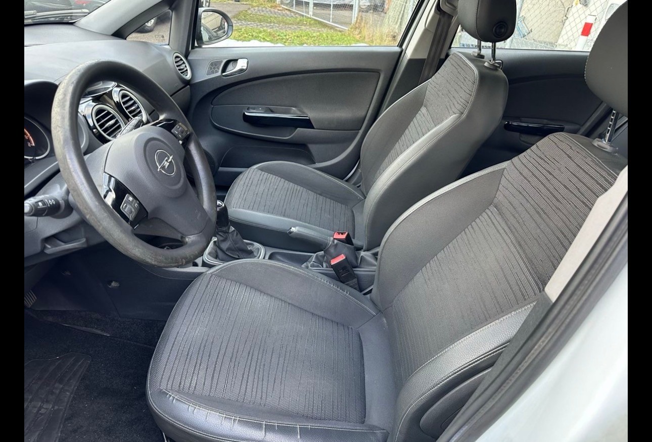 OPEL Corsa 1.2 TP Final Edition-image-6