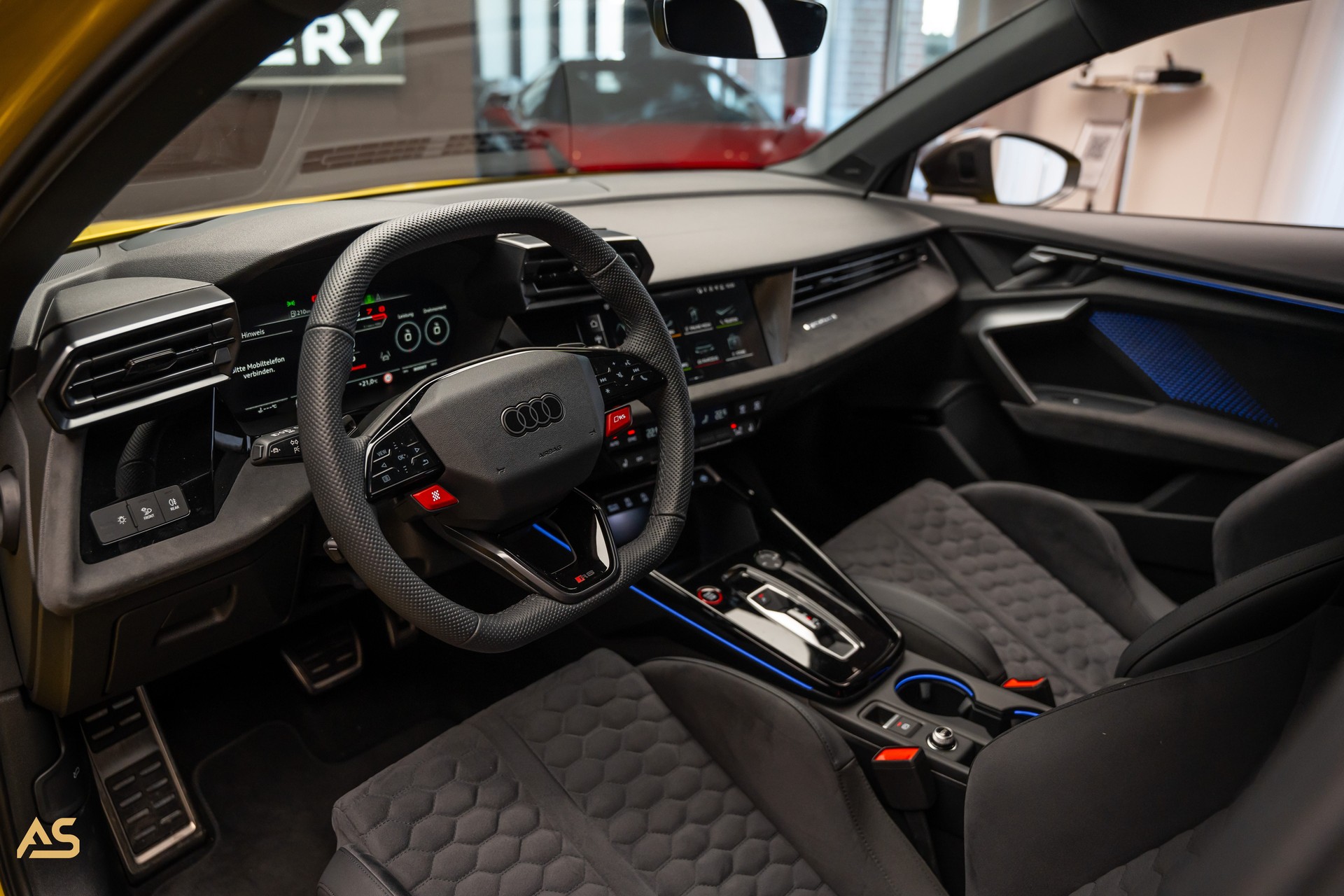AUDI RS3 Sportback 2.5 TSI Facelift *PHYTONGELB* UNIKAT | KERAMIK-BREMSEN | FULL-CARBON | R8-SCHALENSITZE | GARANTIE 5J. | 290 KMH-image-12