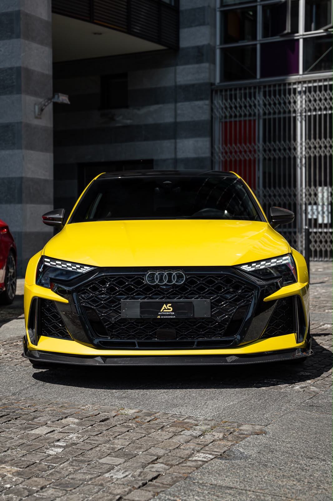 AUDI RS3 Sportback 2.5 TSI Facelift *PHYTONGELB* UNIKAT | KERAMIK-BREMSEN | FULL-CARBON | R8-SCHALENSITZE | GARANTIE 5J. | 290 KMH-image-0