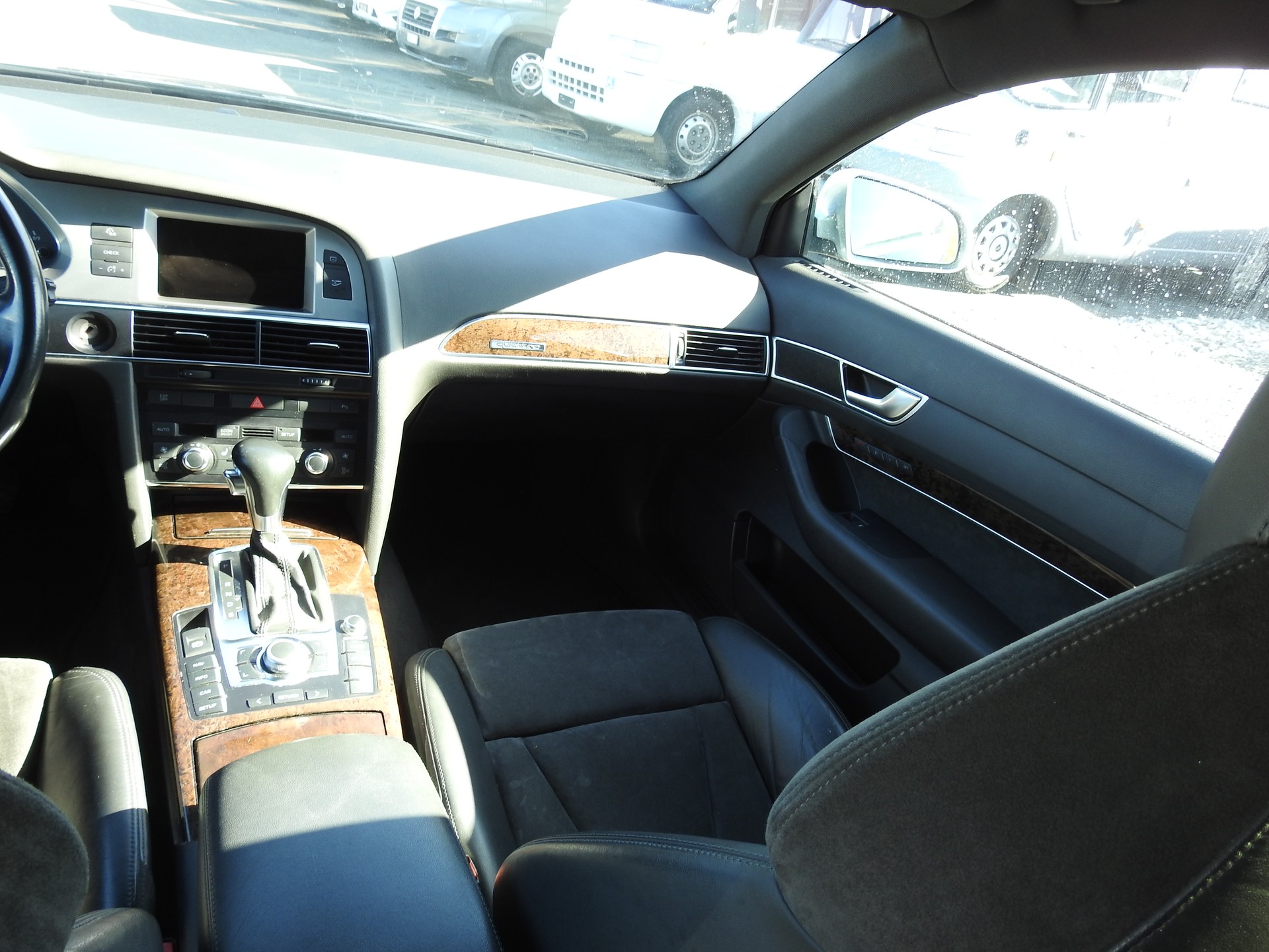 AUDI S6 Avant 5.2 V10 quattro tiptronic-image-20