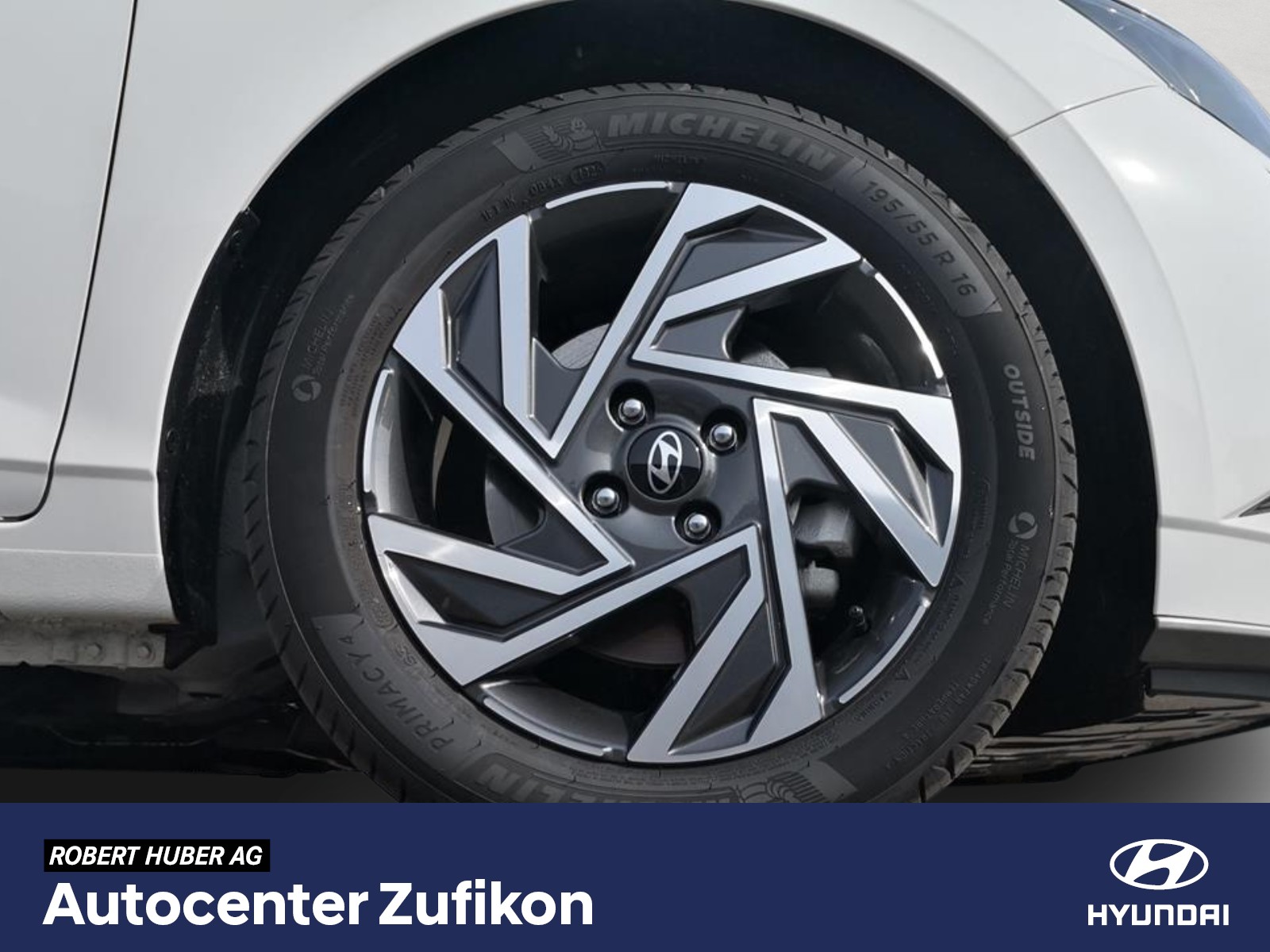 HYUNDAI i20 1.0 T-GDi Amplia DCT-image-13