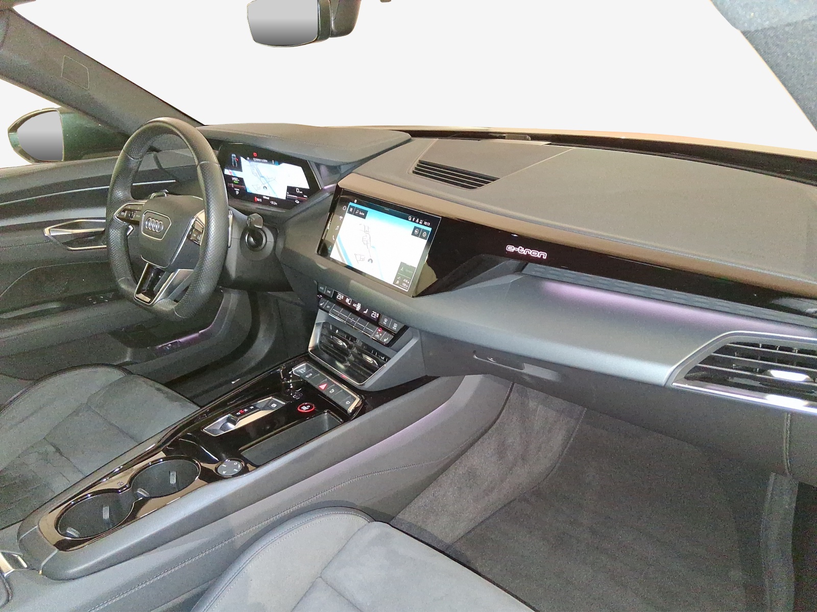 AUDI e-tron GT quattro-image-15