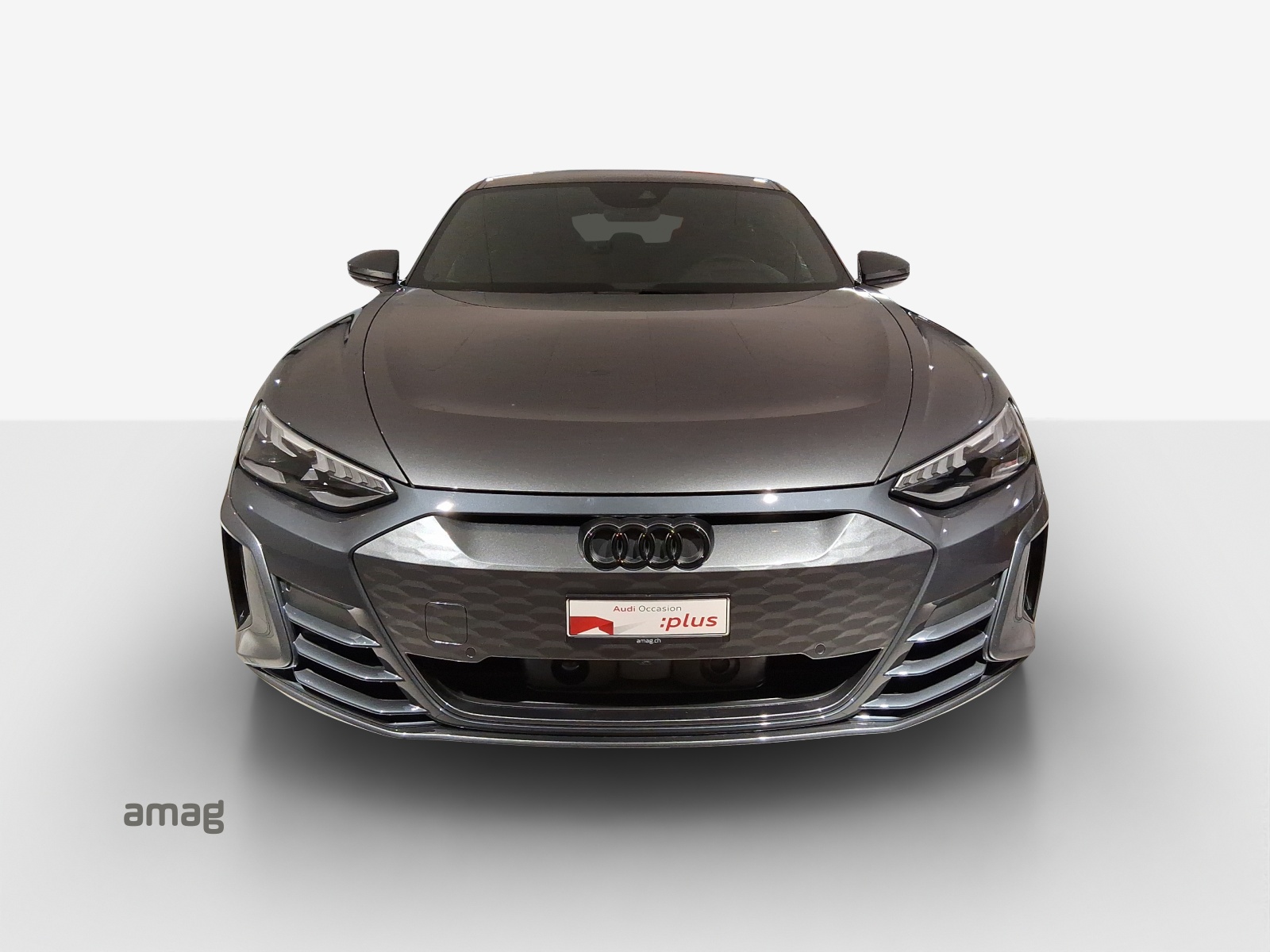 AUDI e-tron GT quattro-image-7