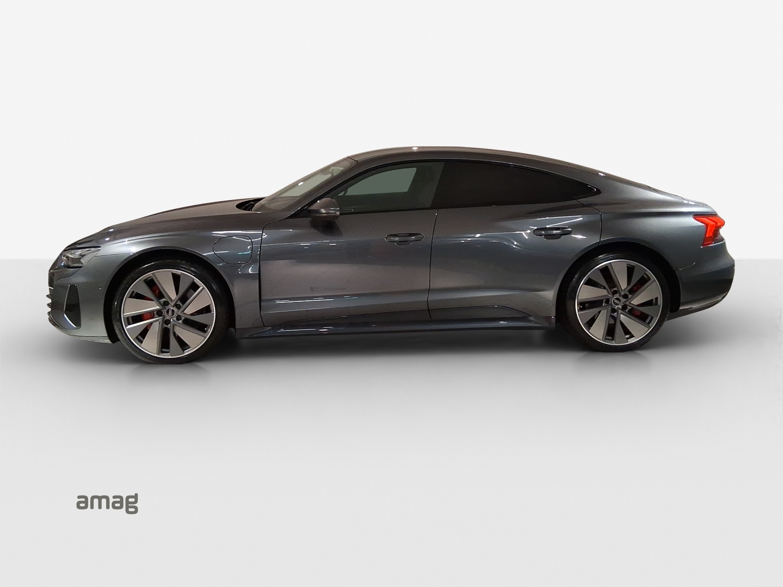 AUDI e-tron GT quattro-image-1