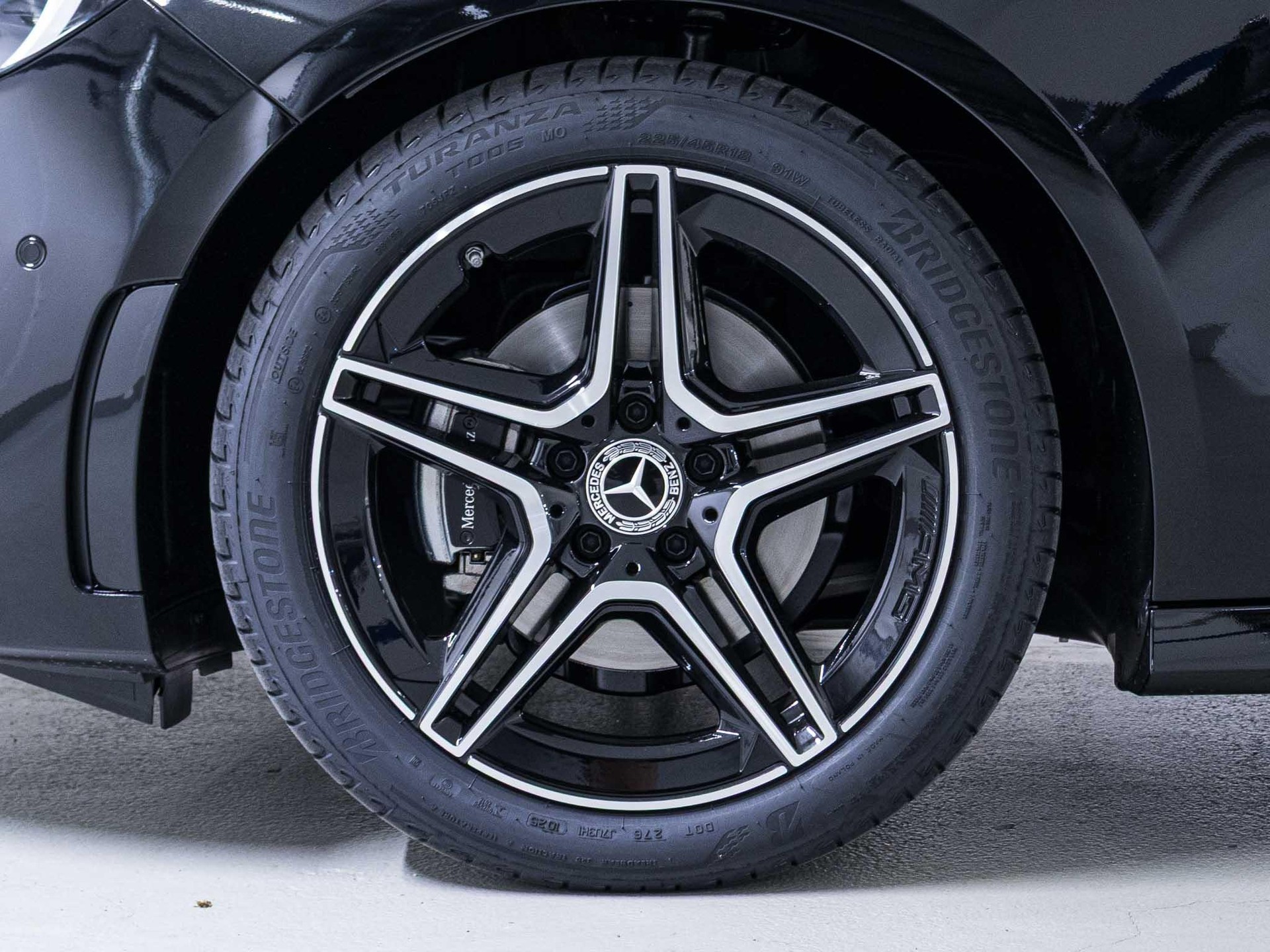 MERCEDES-BENZ B 200-image-12