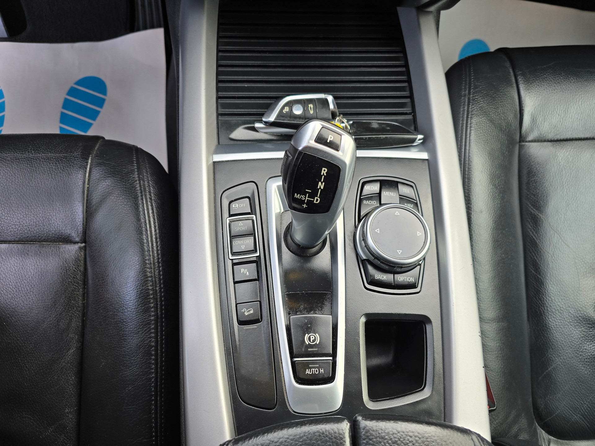 BMW X5 xDrive 30d Steptronic-image-22