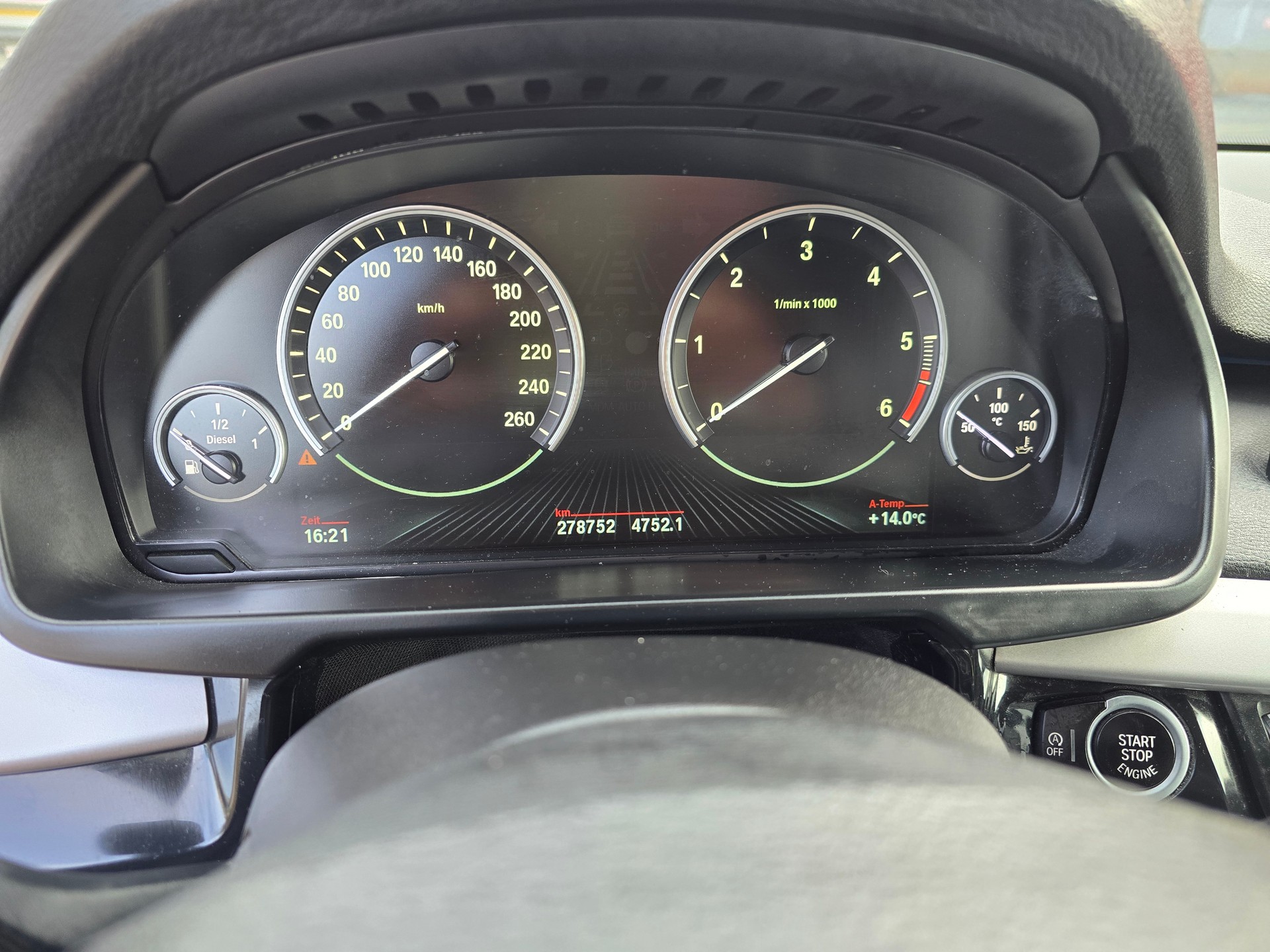 BMW X5 xDrive 30d Steptronic-image-21