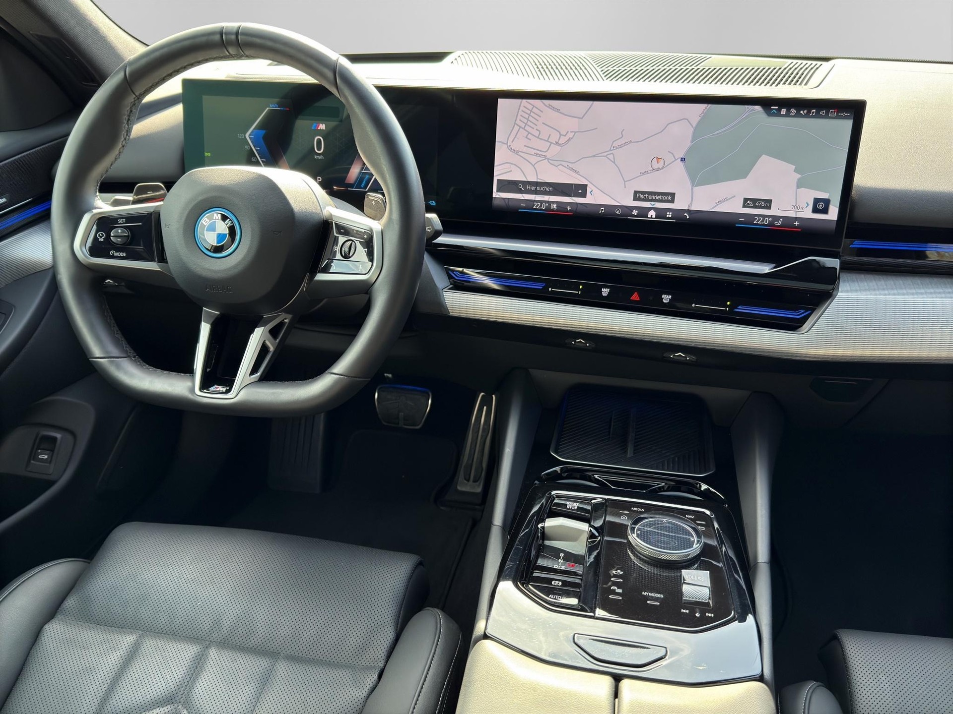 BMW 530e xDrive Touring M Sport-image-12