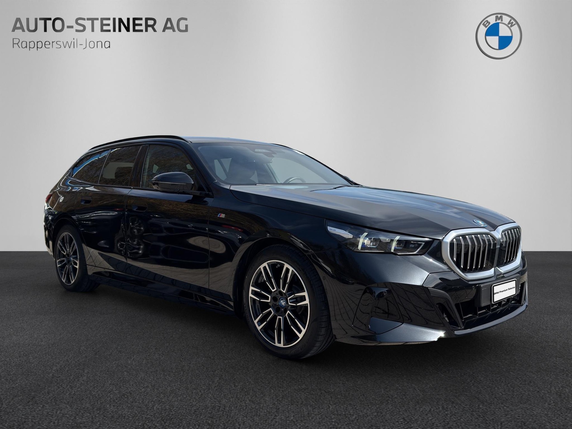 BMW 530e xDrive Touring M Sport-image-6