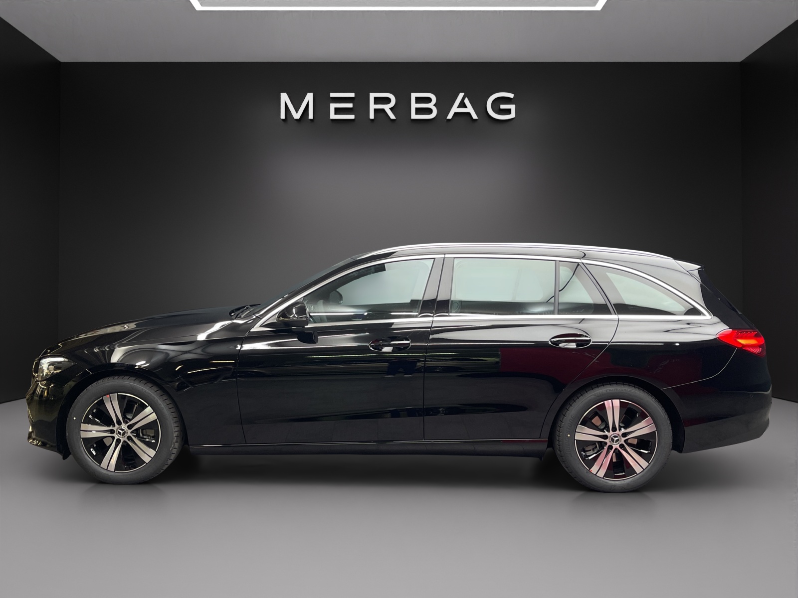 MERCEDES-BENZ C 220 d T 4 M Swiss Star-image-2