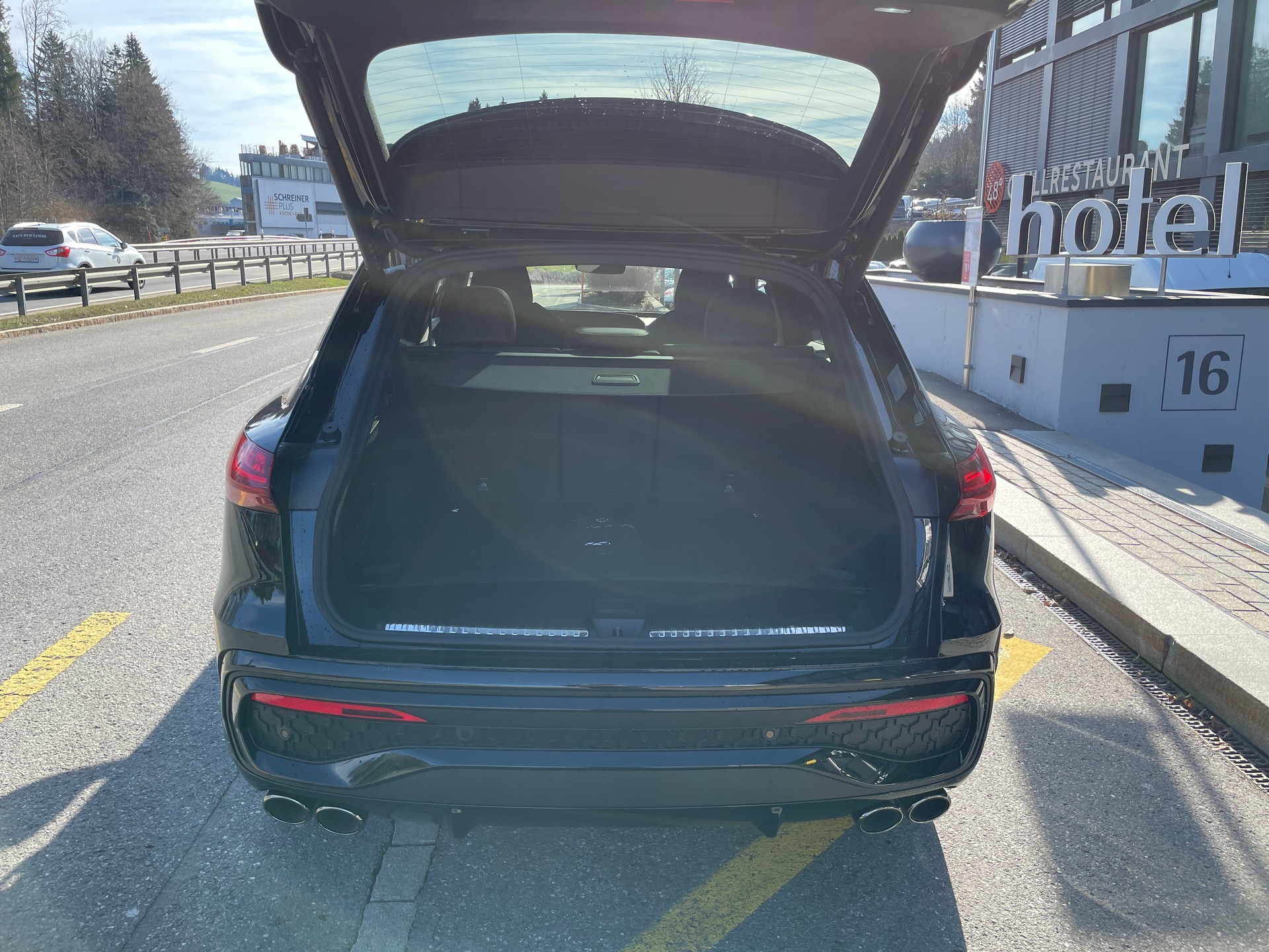 AUDI SQ5 TFSI quattro S-tronic-image-6