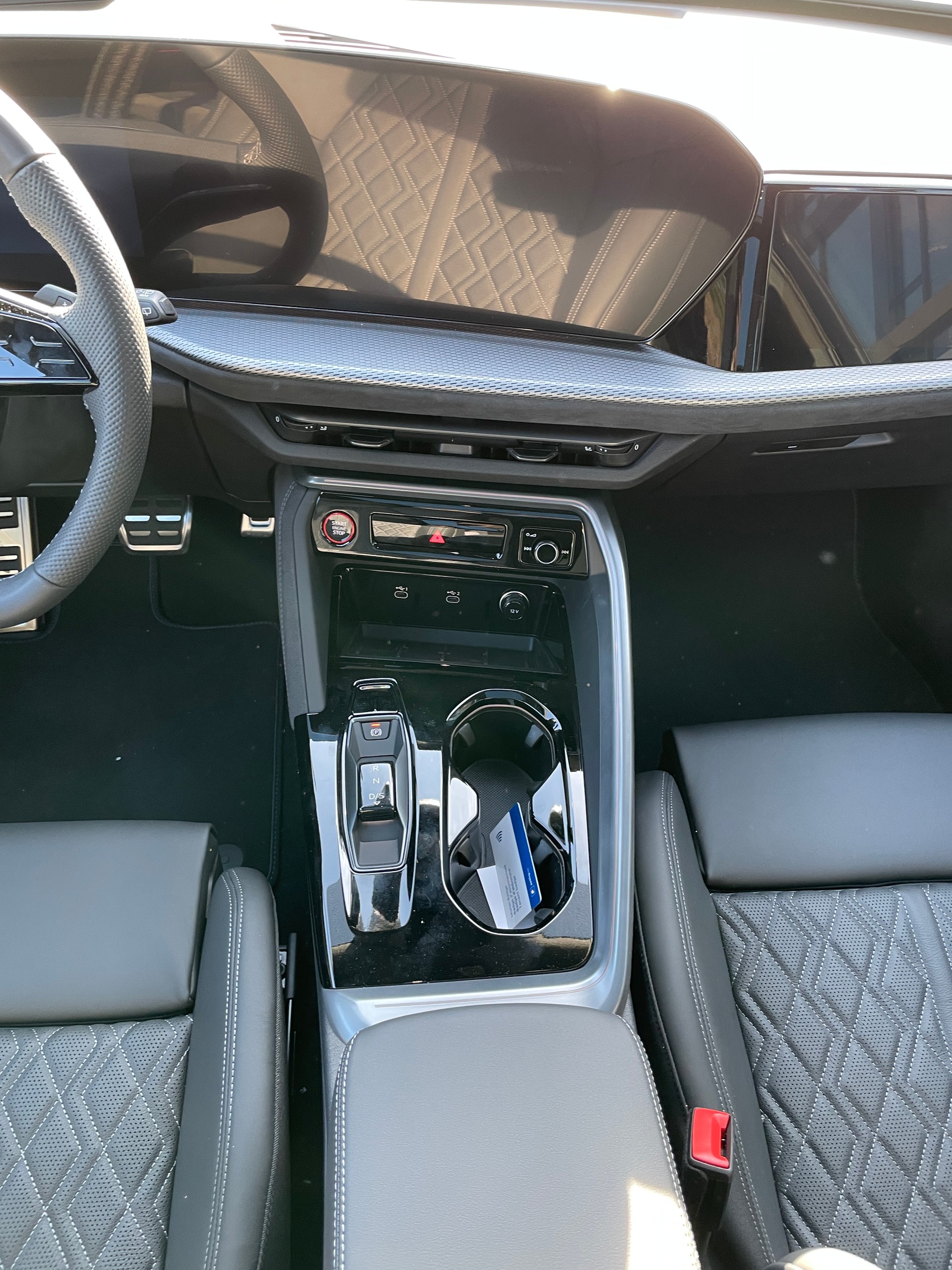 AUDI SQ5 TFSI quattro S-tronic-image-19