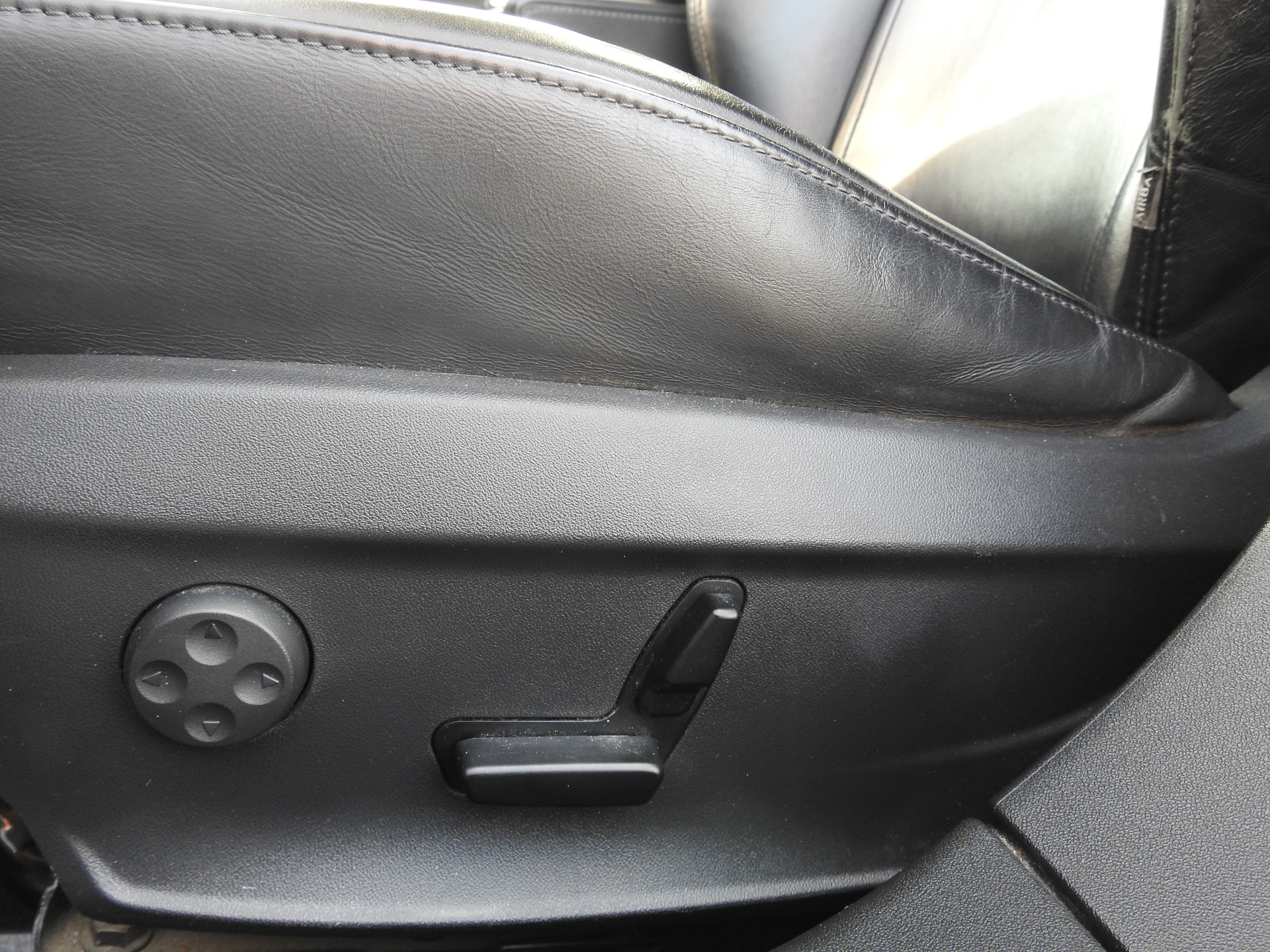 TESLA Model S 85 D Performance Super Charge-image-13
