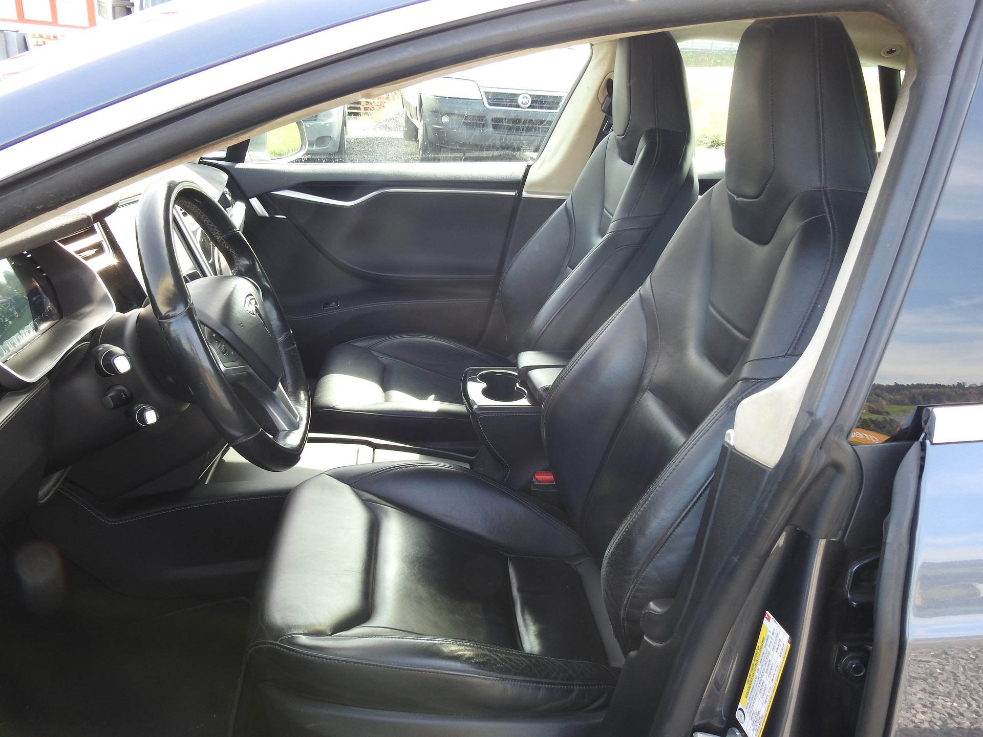 TESLA Model S 85 D Performance Super Charge-image-12