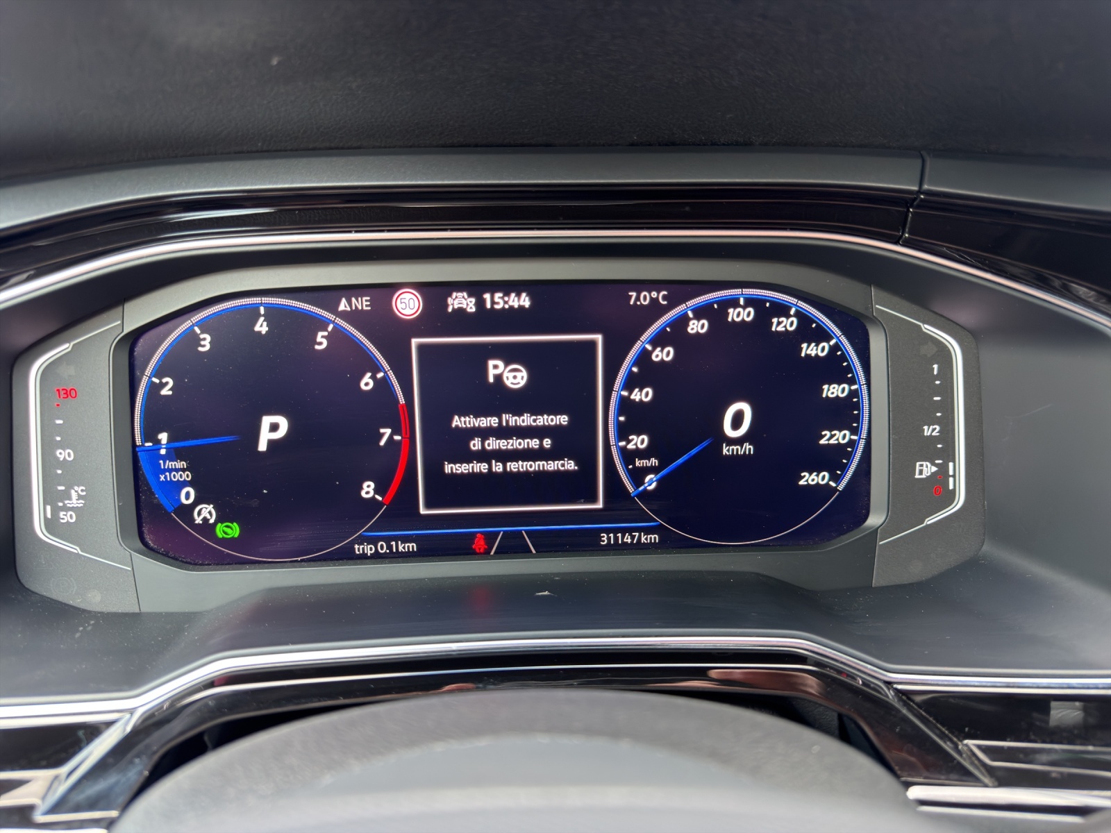 VW Taigo 1.0 TSI R-Line DSG-image-15