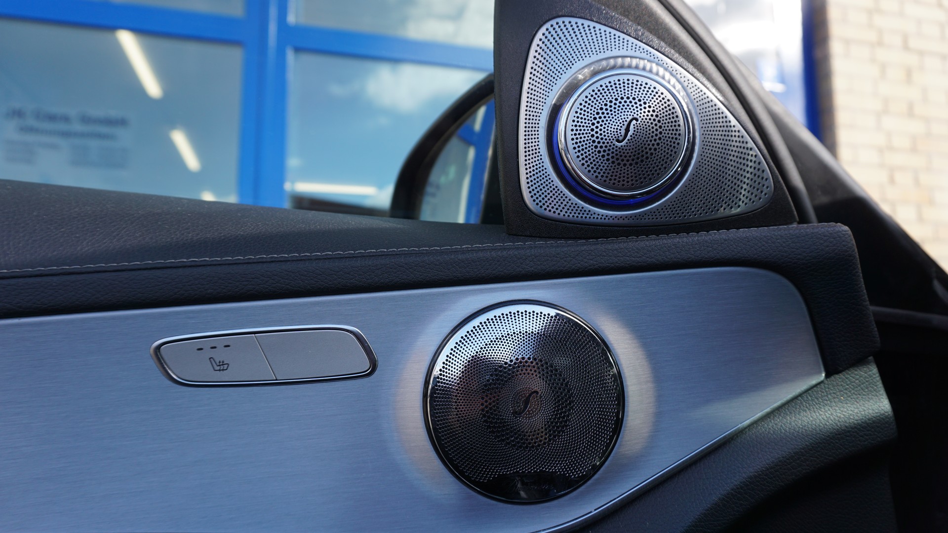 MERCEDES-BENZ C 63 AMG Speedshift-image-16