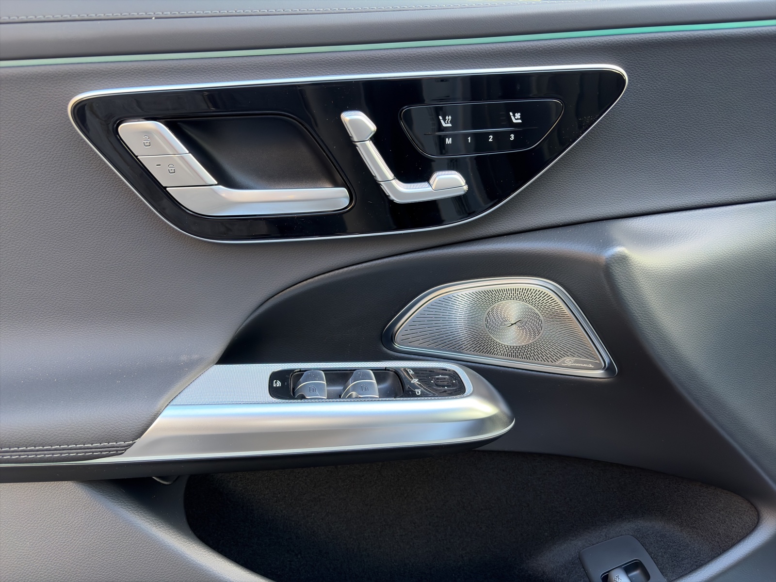 Image MERCEDES-BENZ E-300 E 300 de T 4Matic EQ Hybrid 9G-Tronic