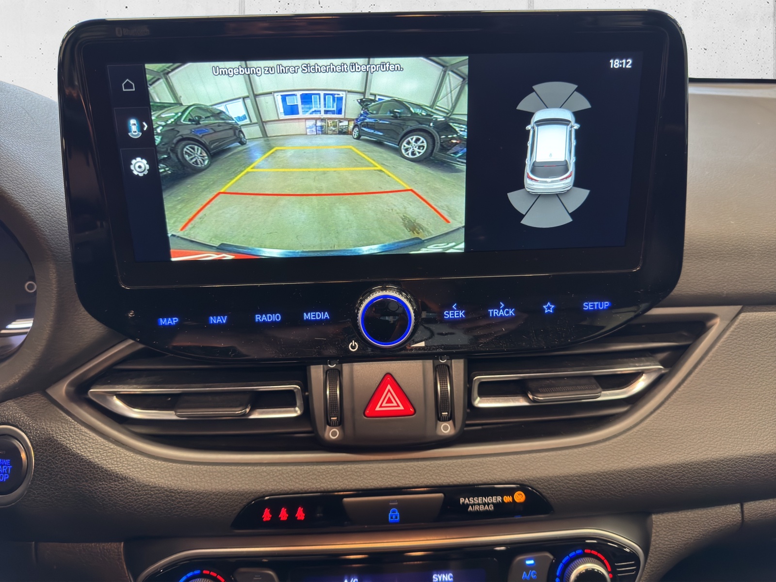 HYUNDAI i30 1.5 T-GDi N Line Lux.pack 48V MH DCT-image-12