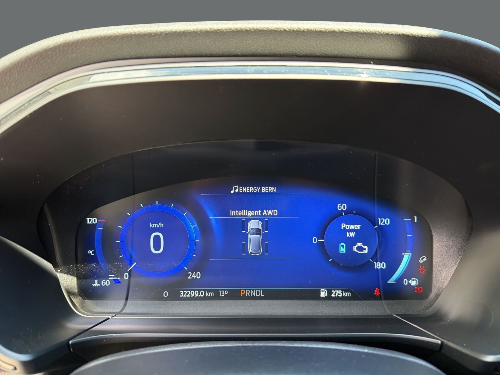 FORD Kuga 2.5 FHEV ST-Line 4W-image-10
