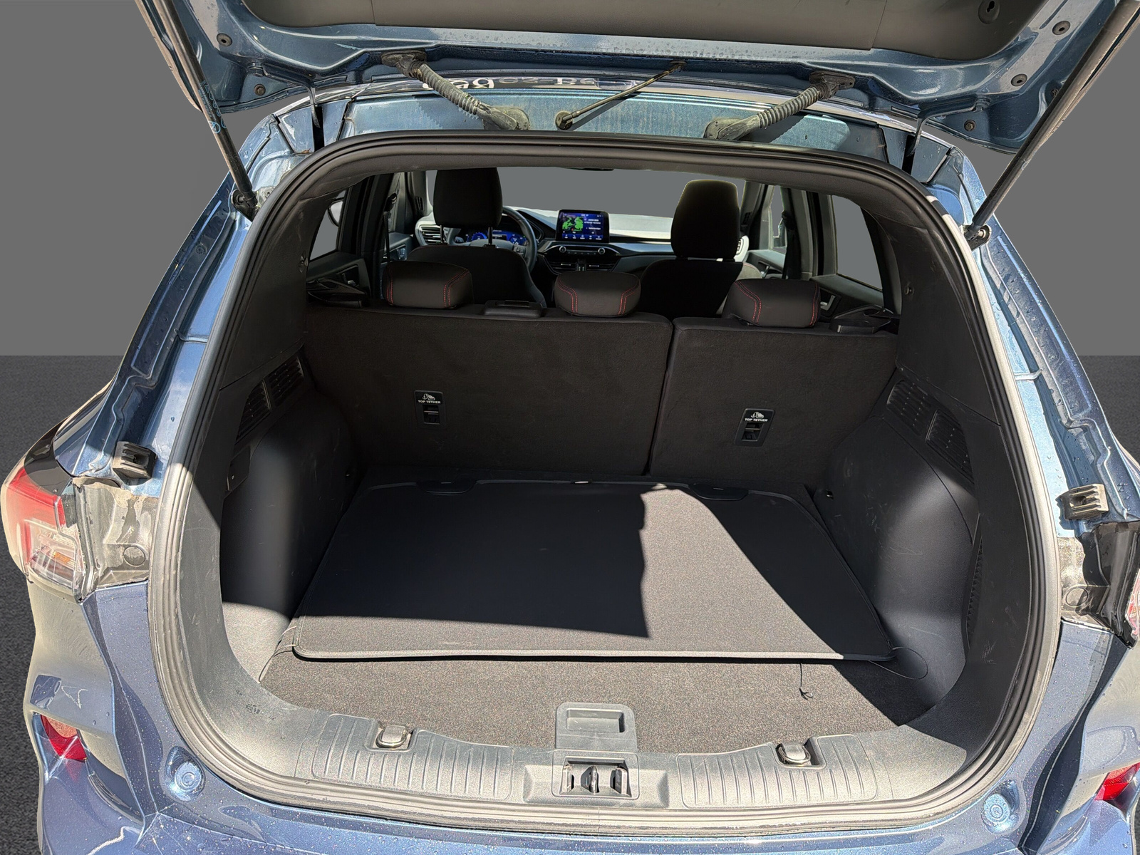 FORD Kuga 2.5 FHEV ST-Line 4W-image-19