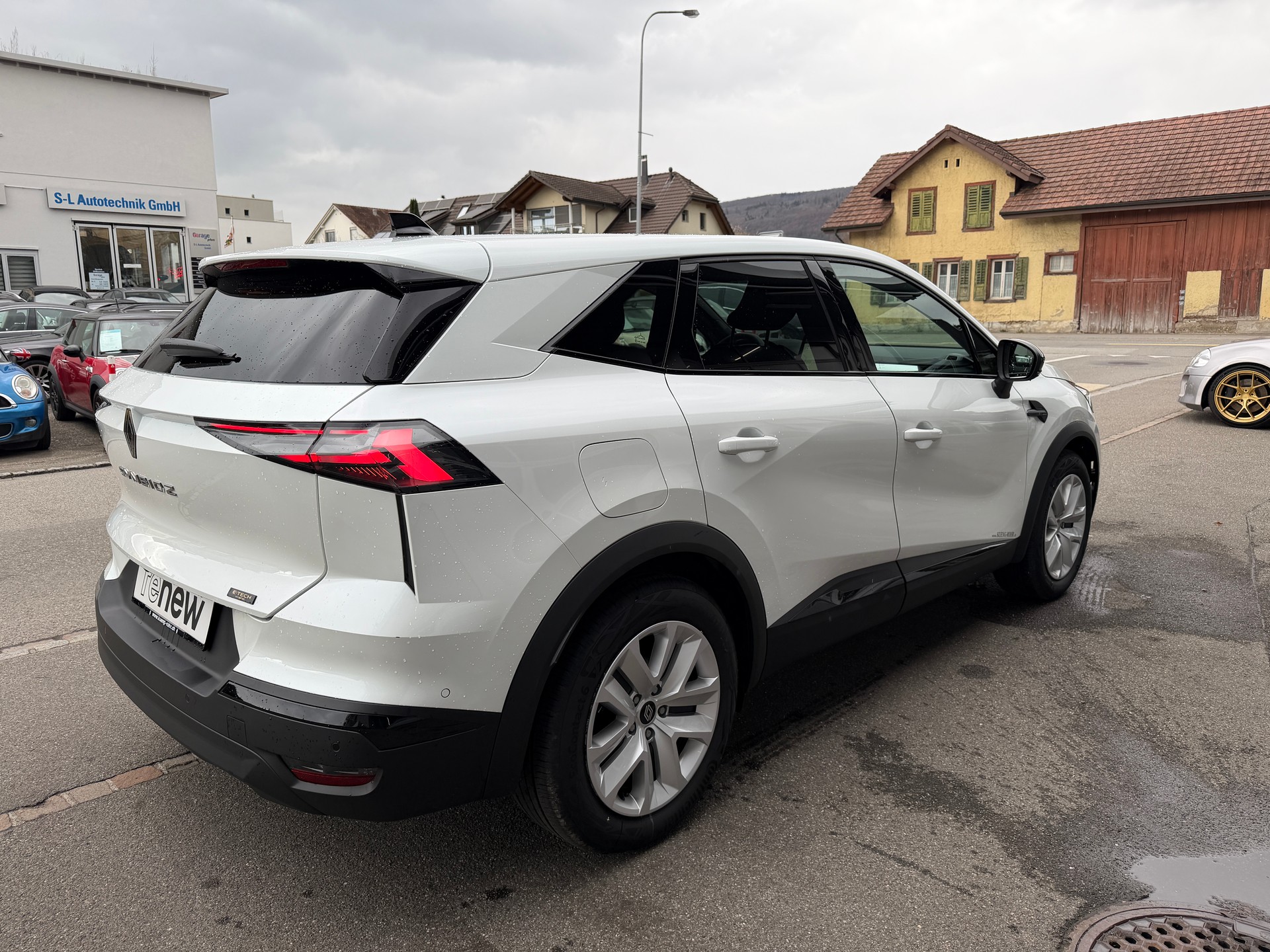 RENAULT Symbioz 1.6 E-Tech evolution-showroom-element-3