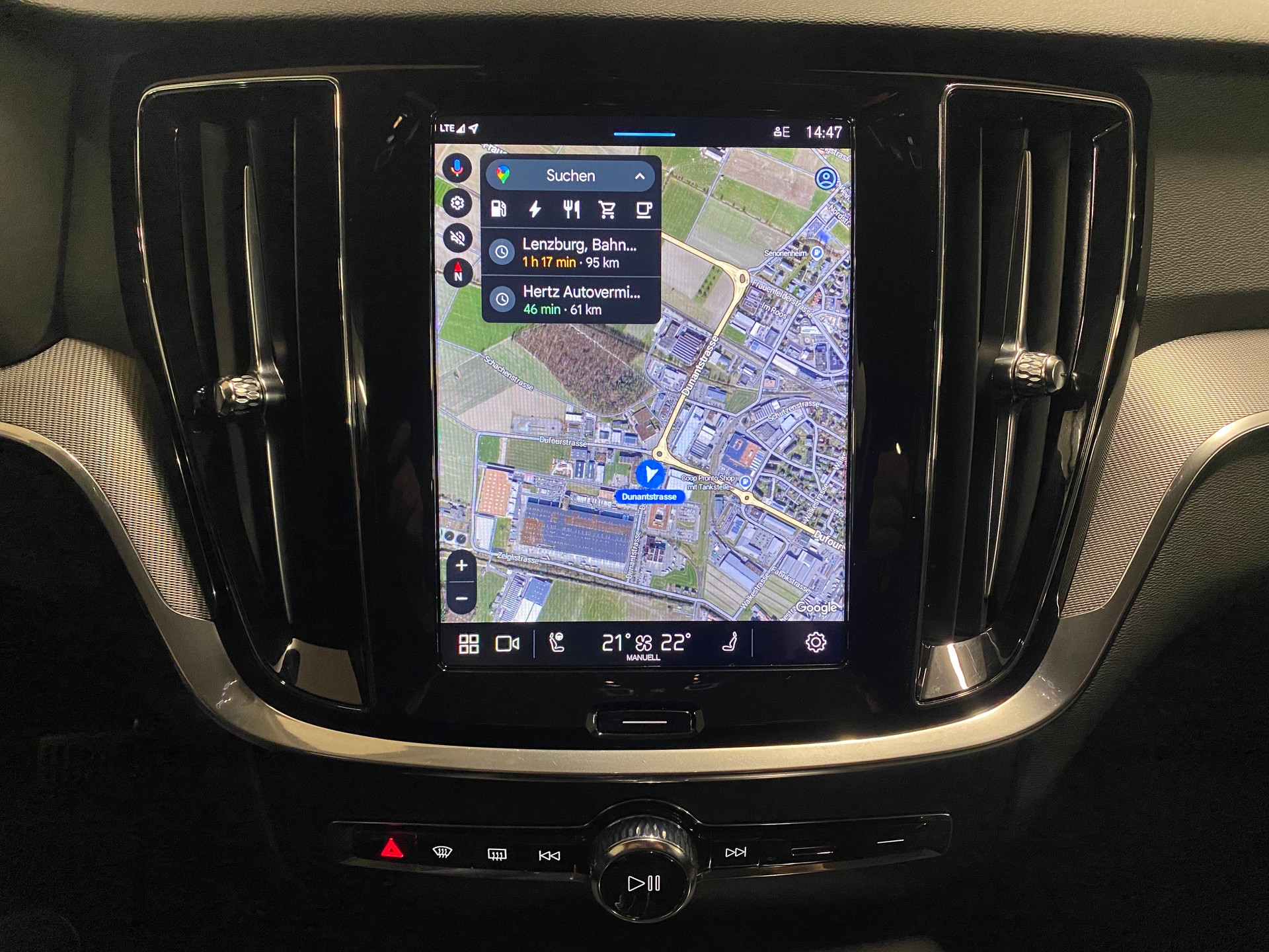 VOLVO V60 2.0 T6 TE Plus Dark eAWD-image-12