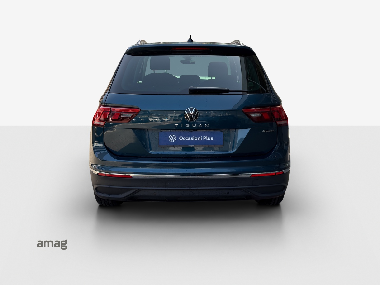 VW Tiguan 2.0TSI Life 4Motion DSG-image-3