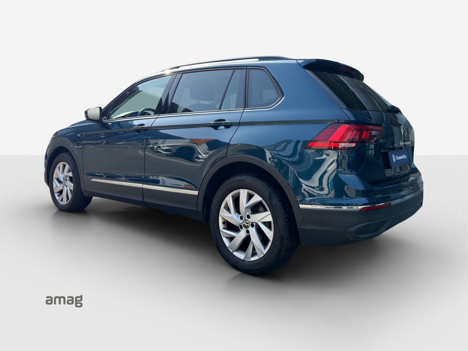 VW Tiguan 2.0TSI Life 4Motion DSG-image-2