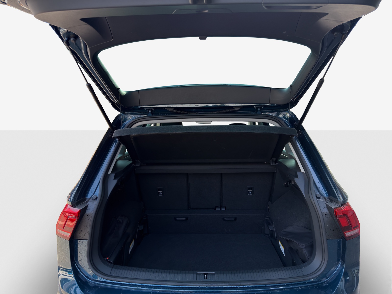 VW Tiguan 2.0TSI Life 4Motion DSG-image-12