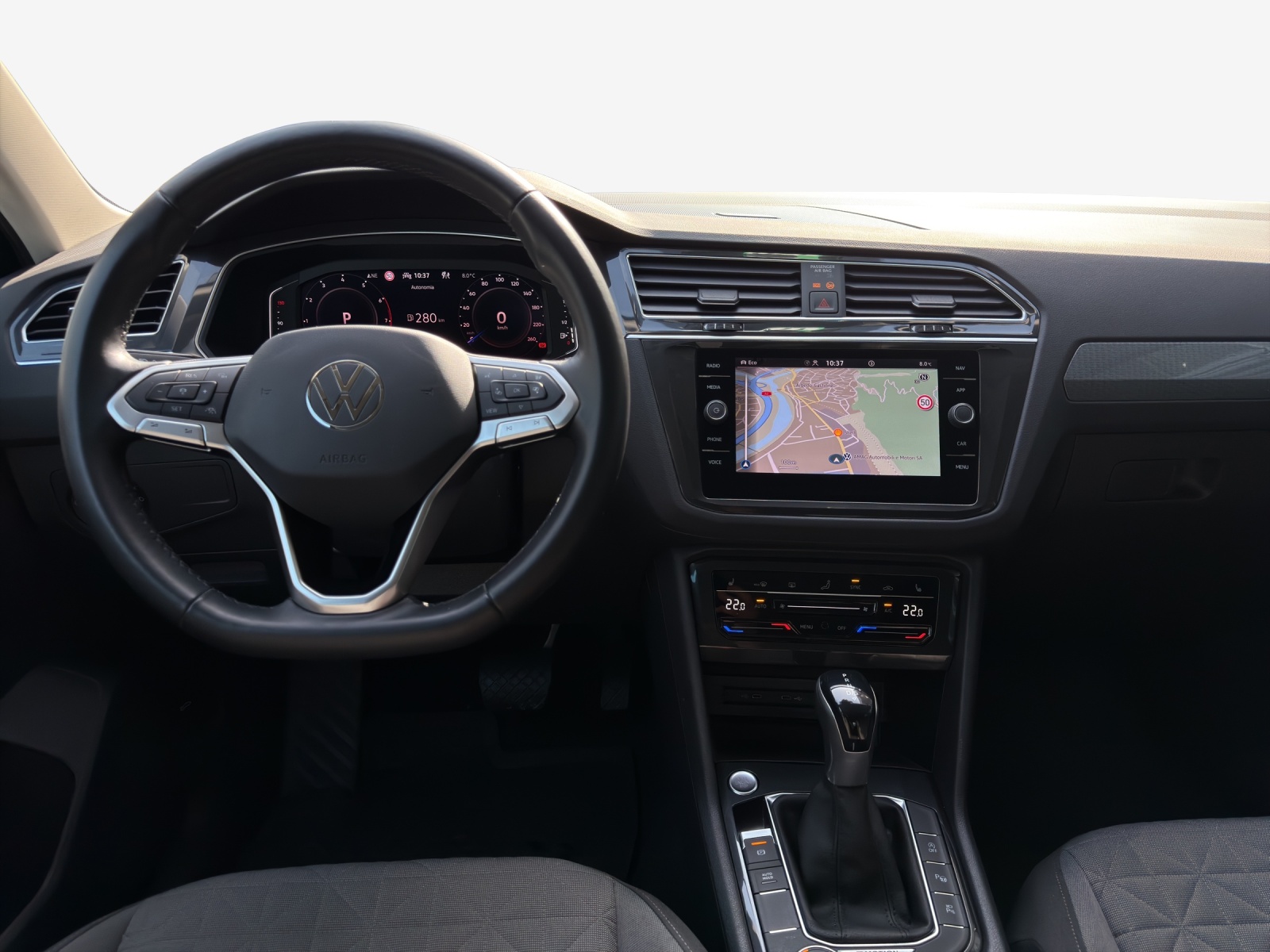 VW Tiguan 2.0TSI Life 4Motion DSG-image-8
