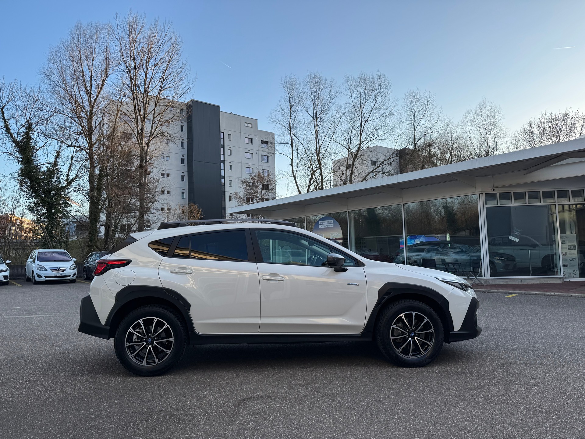 SUBARU Crosstrek 2.0 e-Boxer Luxury AWD Lineartronic-image-9