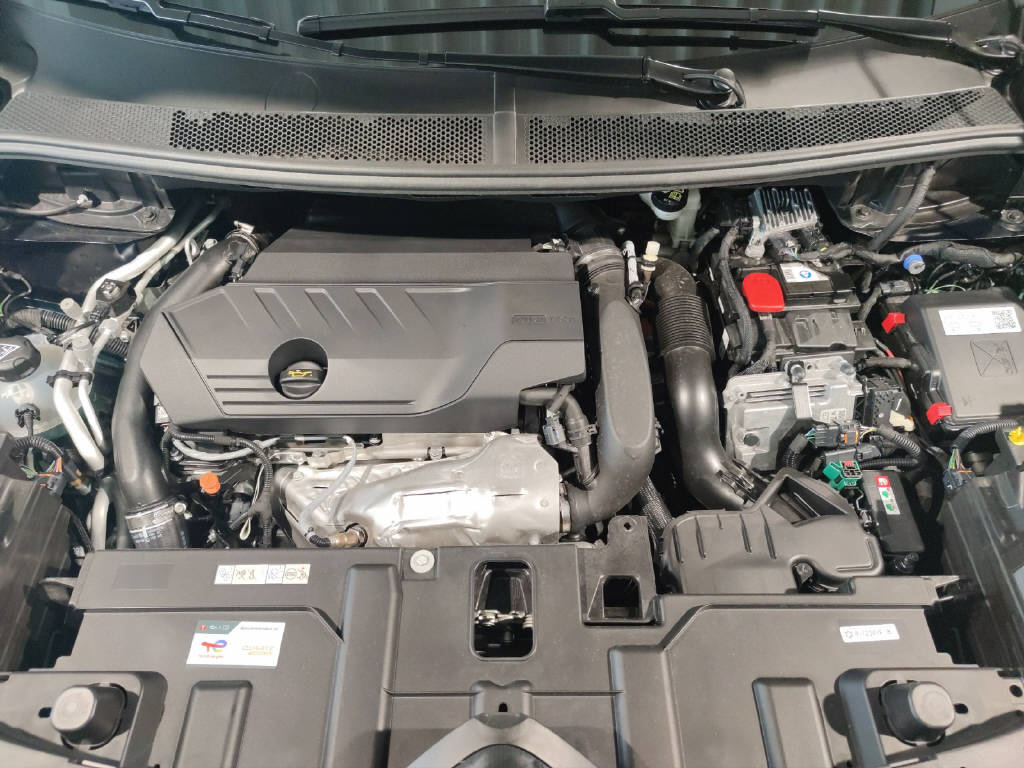 CITROEN C5 Aircross 1.6 Plug-in Hybrid Max-image-8