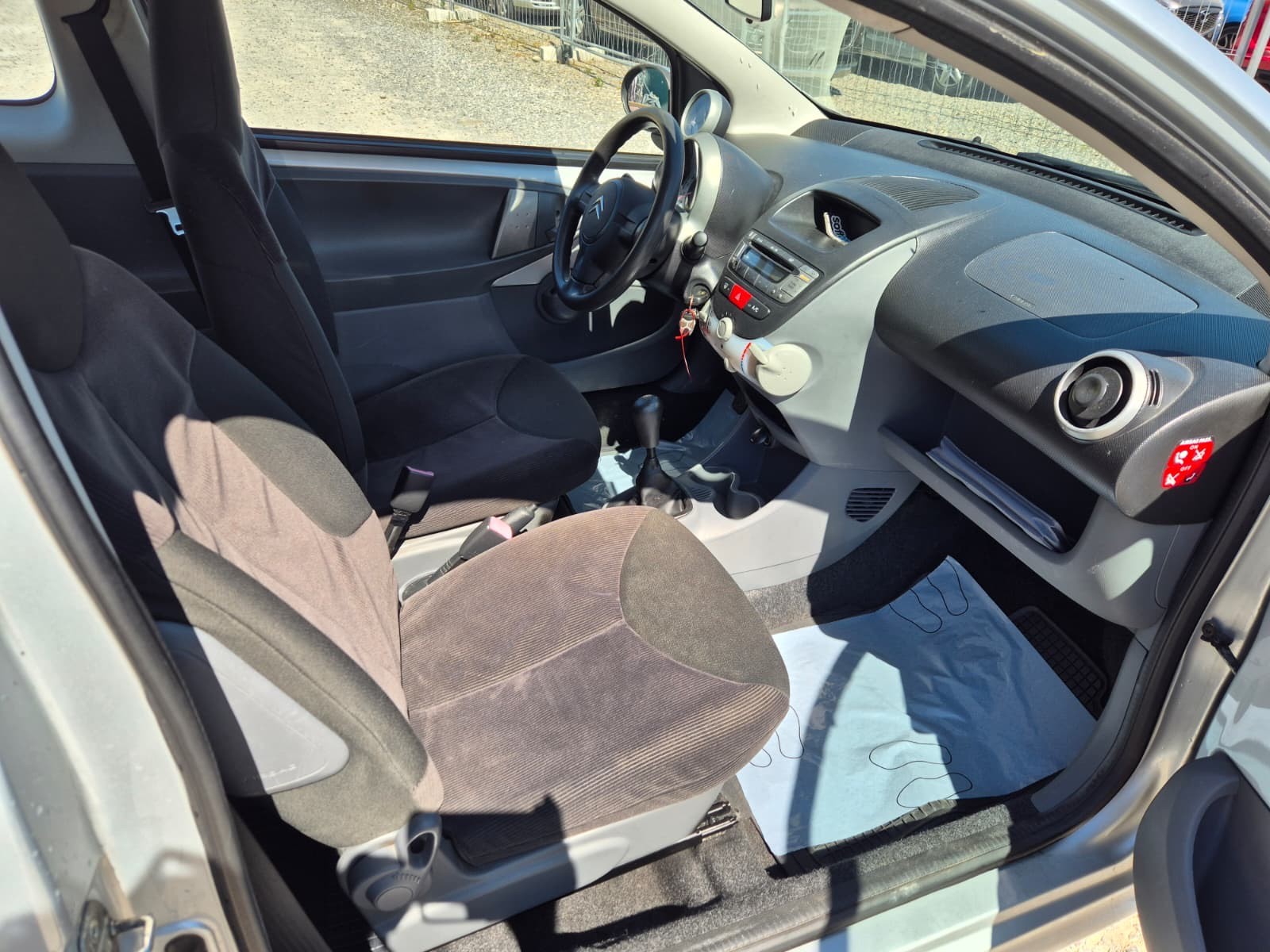CITROEN C1 1.0i SX-image-5