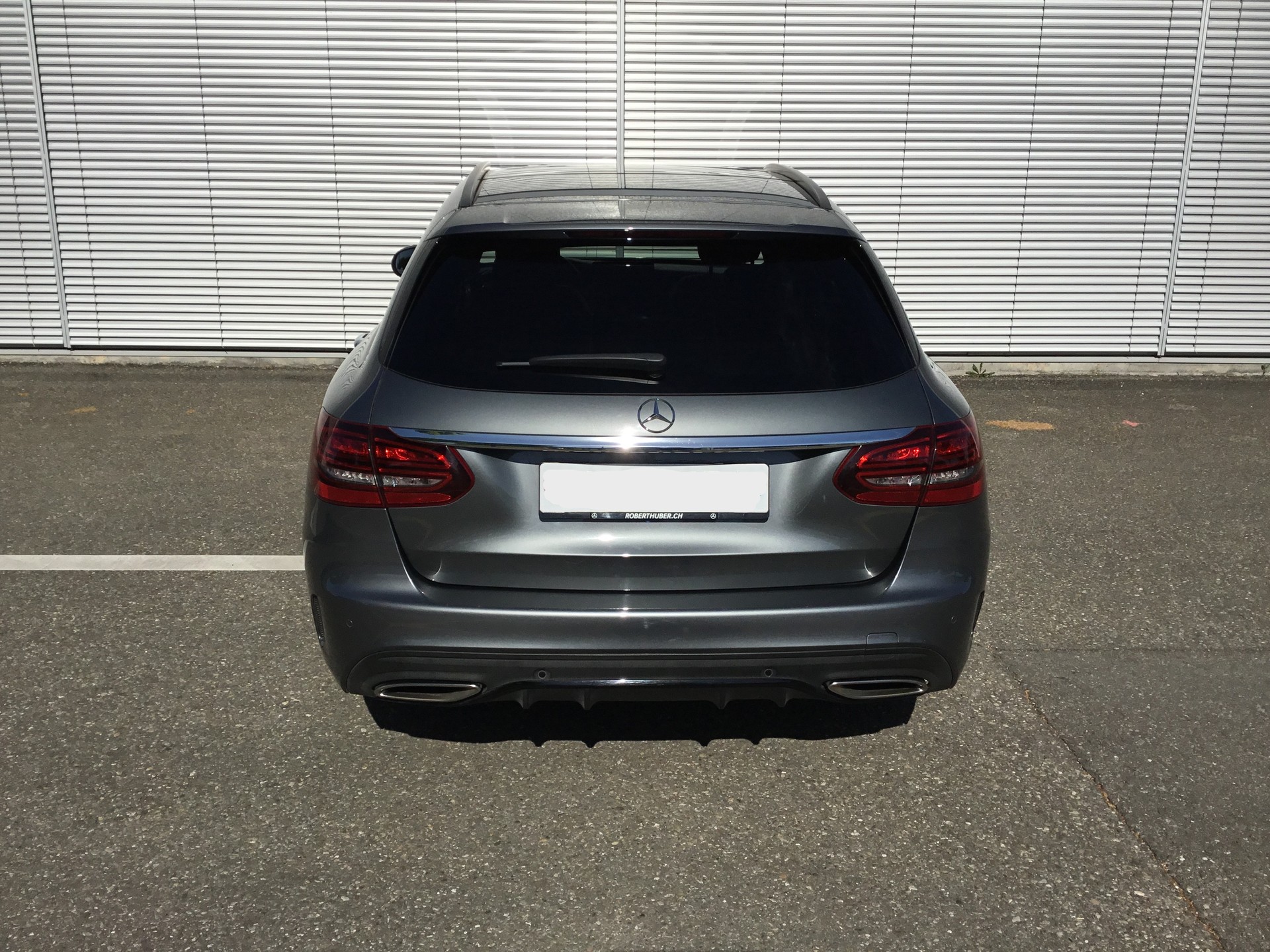 MERCEDES-BENZ C 200 Swiss Star AMG Line 4M 9G-Tronic-image-2