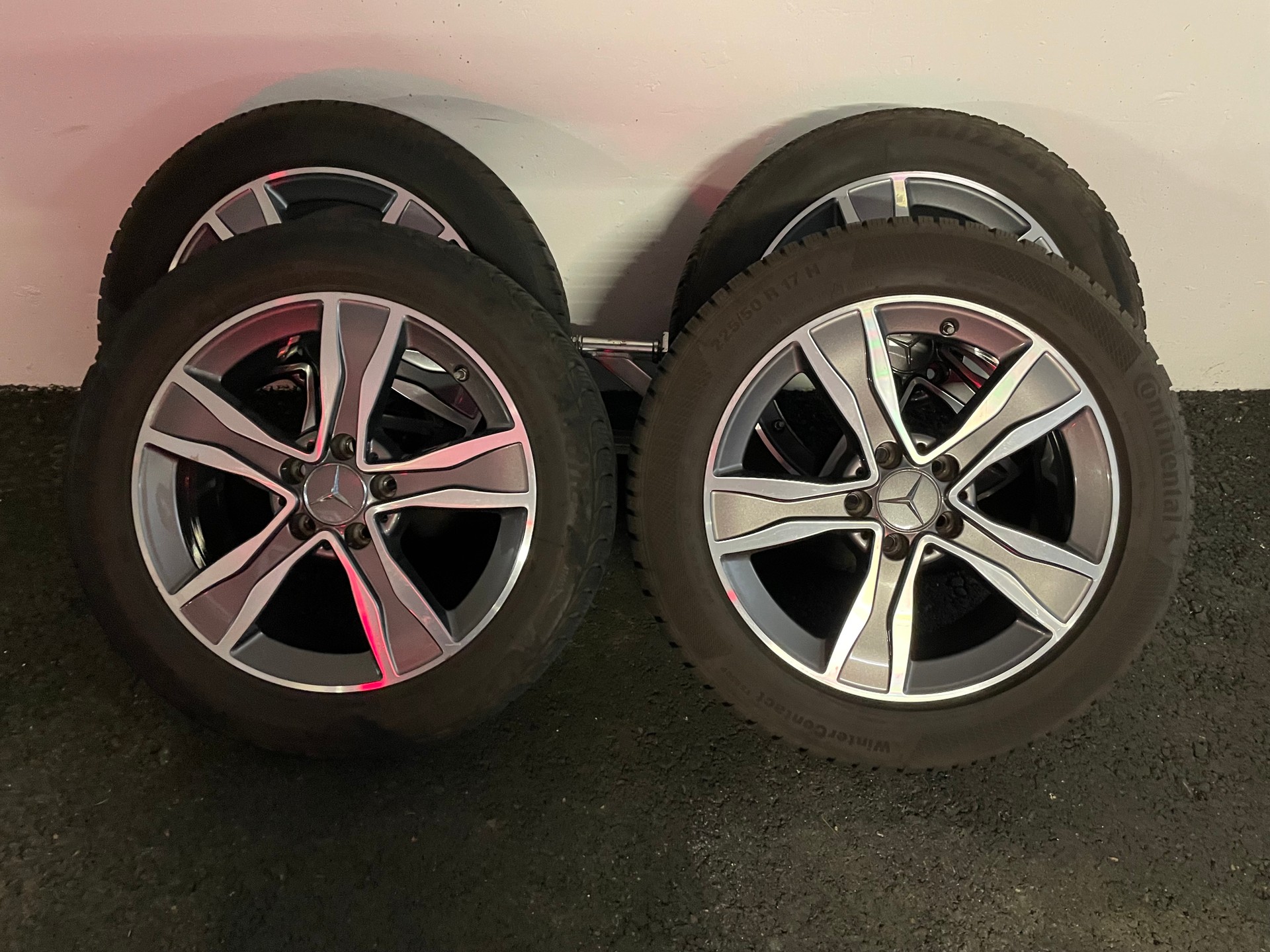 MERCEDES-BENZ C 200 Swiss Star AMG Line 4M 9G-Tronic-image-10