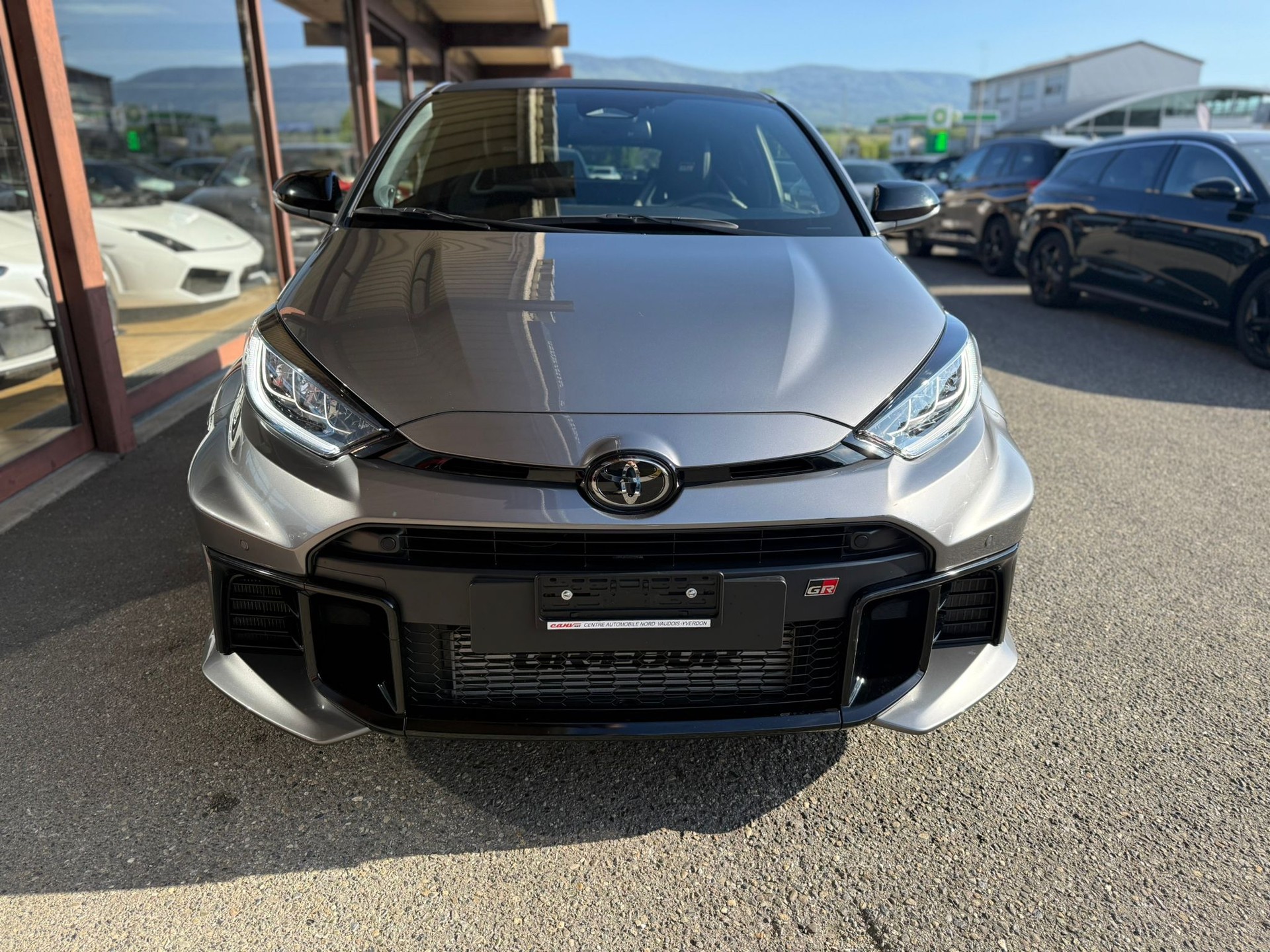 TOYOTA Yaris 1.6 GR Sport A-image-2