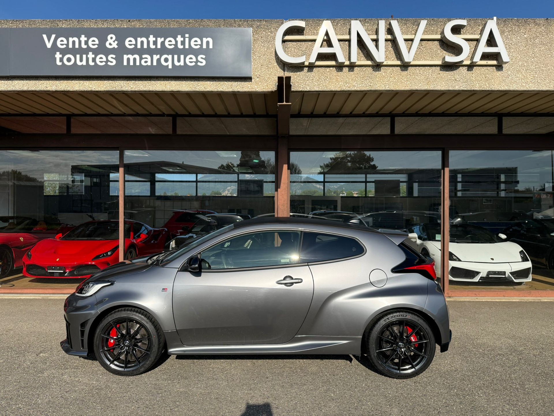 TOYOTA Yaris 1.6 GR Sport A-image-0