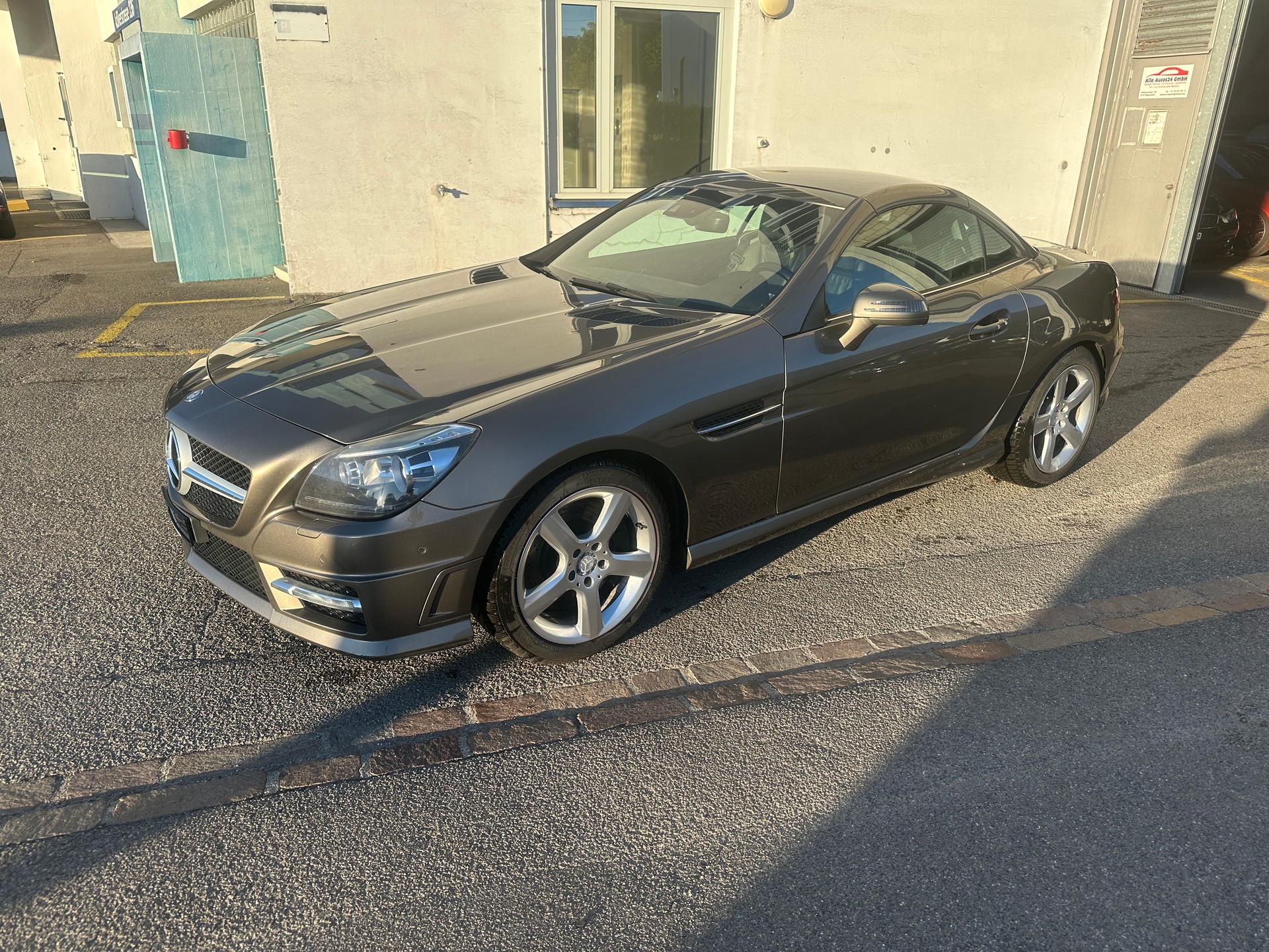MERCEDES-BENZ SLK 200 7G-Tronic