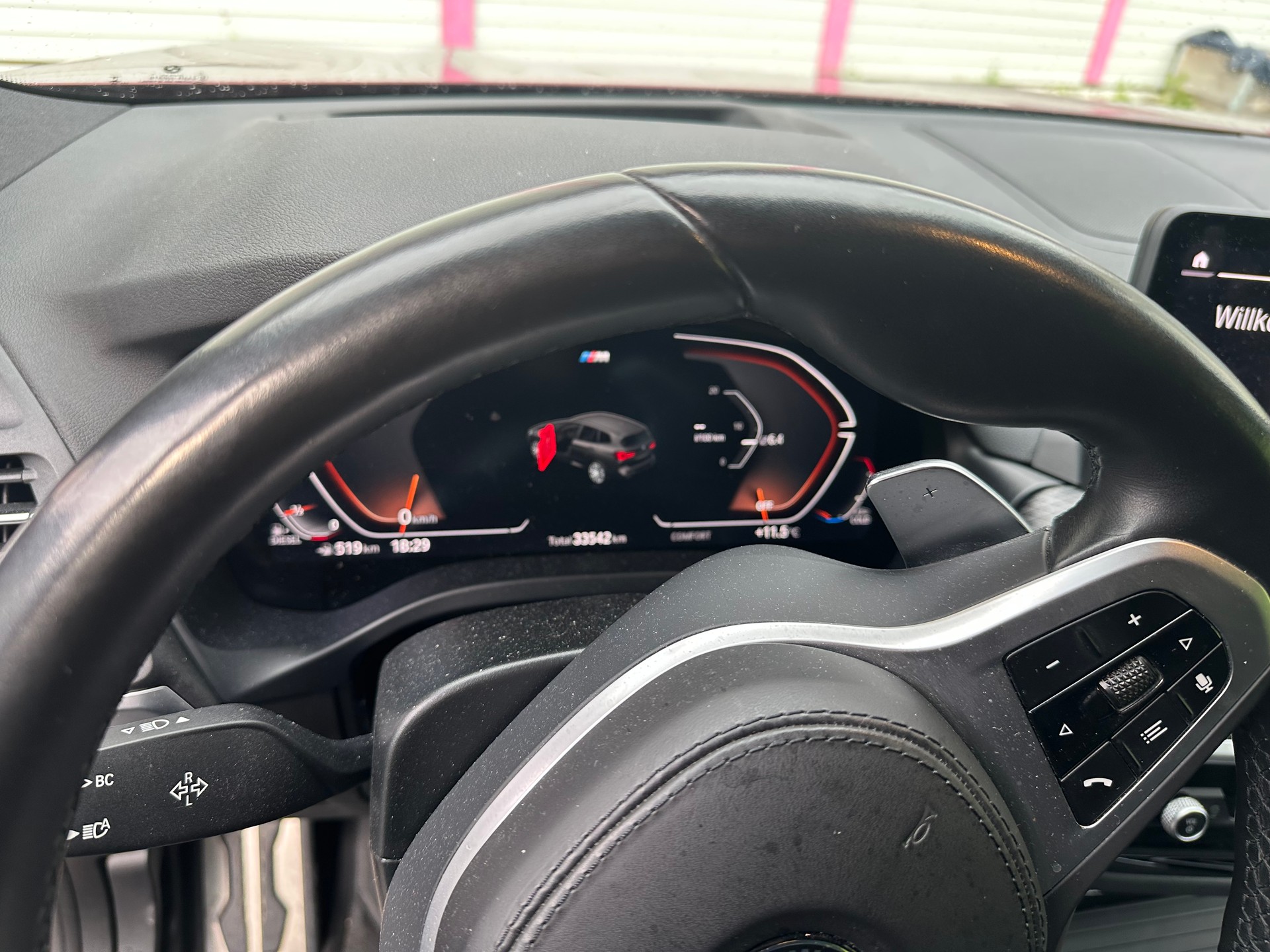 BMW 20d xDrive-image-5