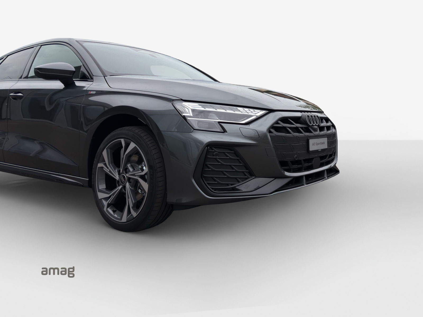 AUDI A3 Sportback TFSI 110kW S line Attraction-image-14
