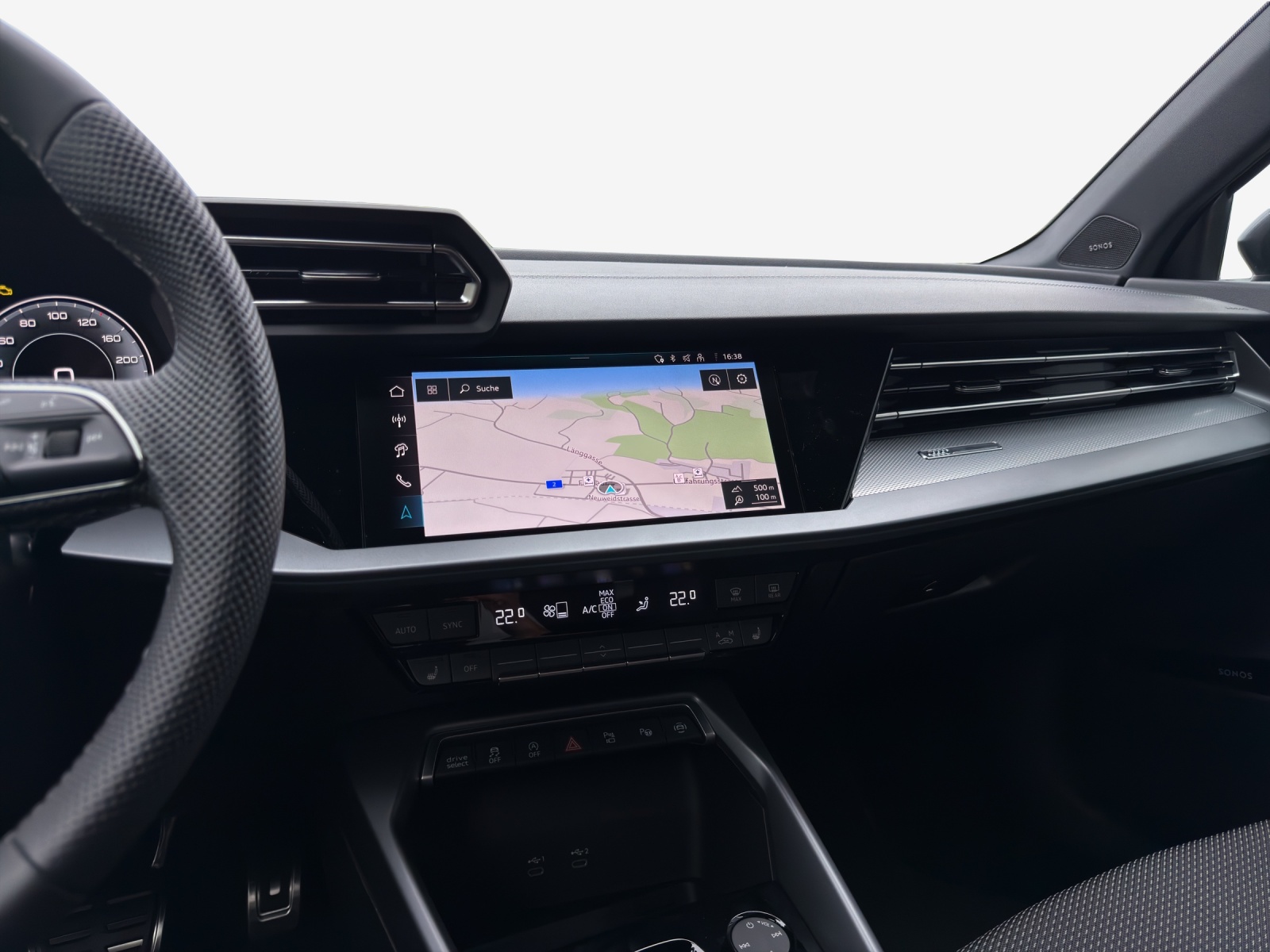AUDI A3 Sportback TFSI 110kW S line Attraction-image-10