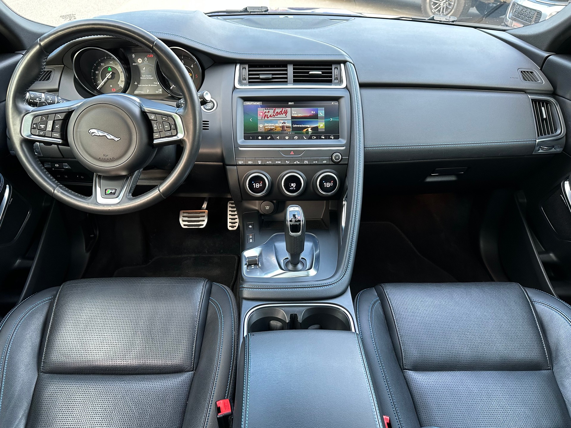 JAGUAR E-Pace 2.0d D180 R-Dynamic SE AWD Automatik-image-12