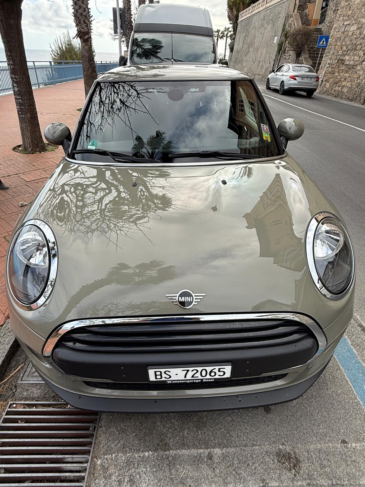 MINI Cooper ONE DHW40000-image-0