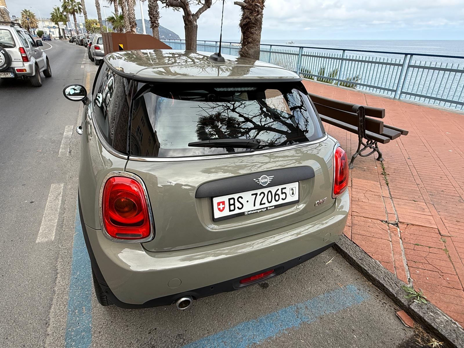 MINI Cooper ONE DHW40000-image-2