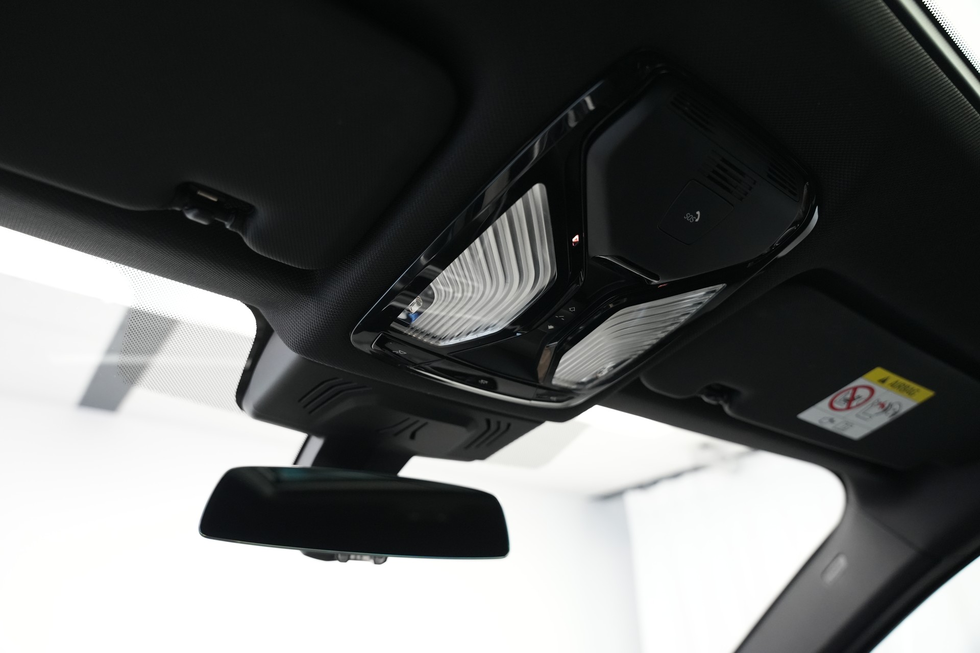 BMW X6 xDrive 48V 40d Steptronic M Sport *CH-Fahrzeug*-image-27